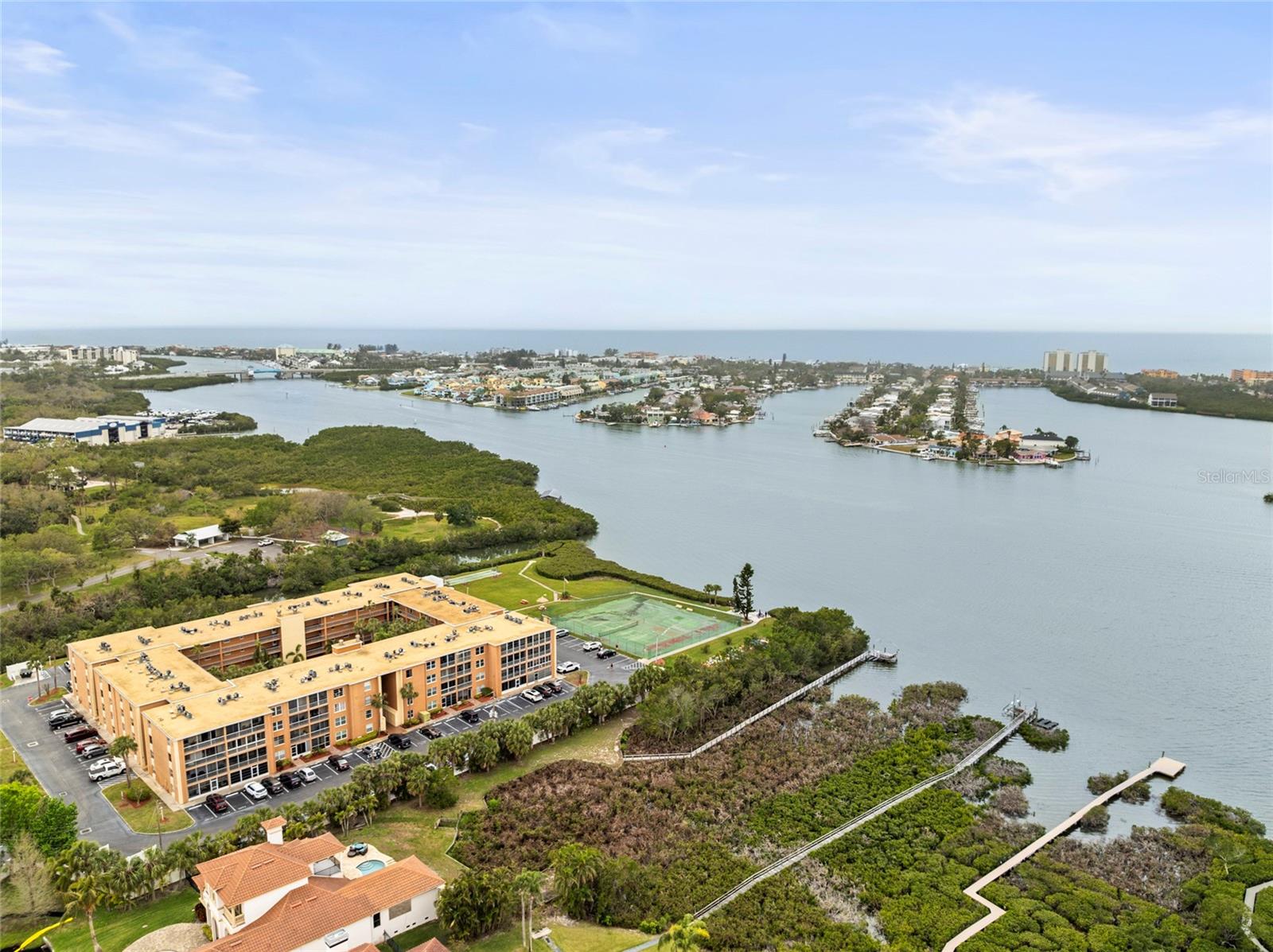 12760 INDIAN ROCKS RD #571, LARGO, FL, 33774
