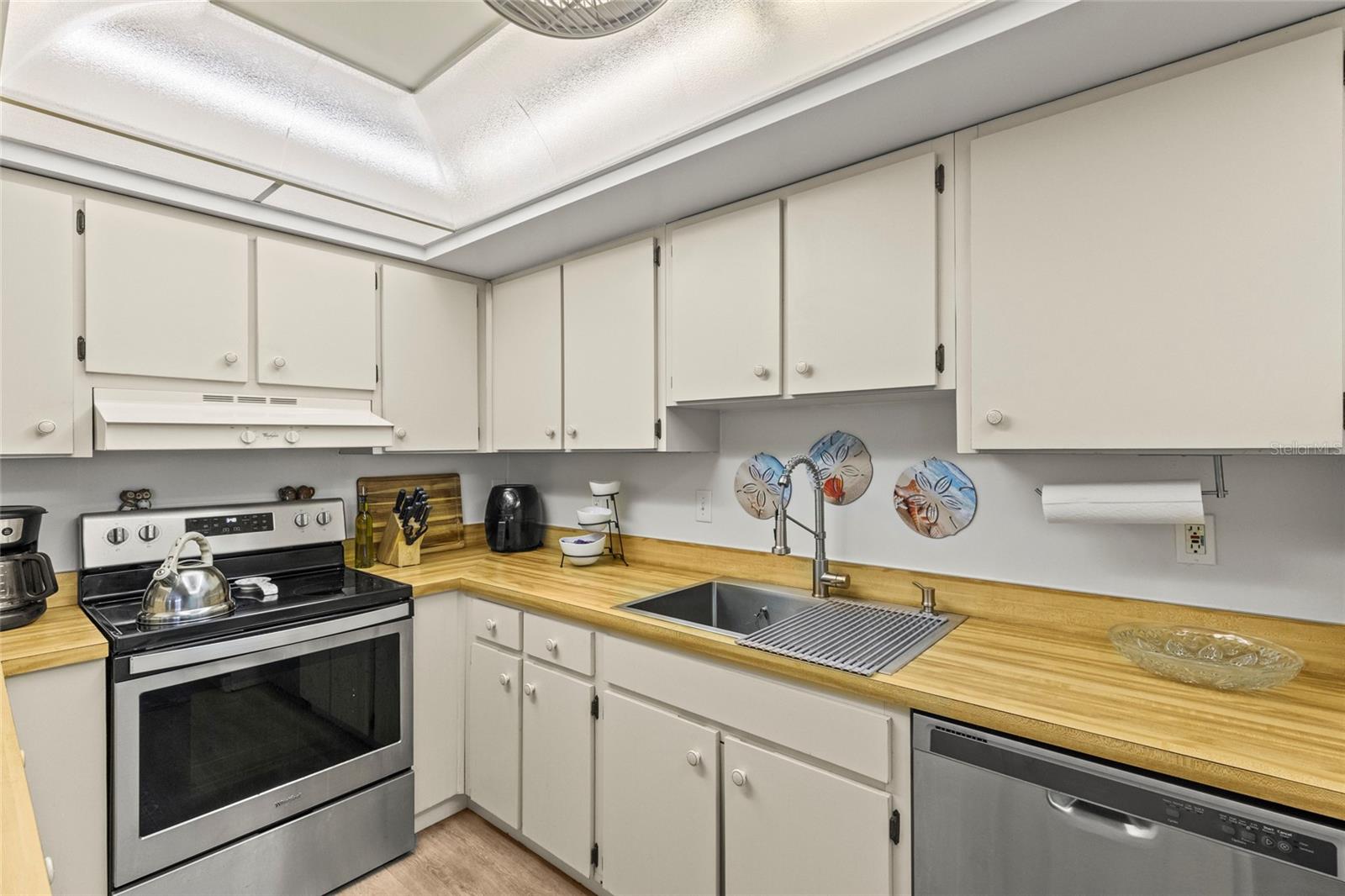 12760 INDIAN ROCKS RD #571, LARGO, FL, 33774