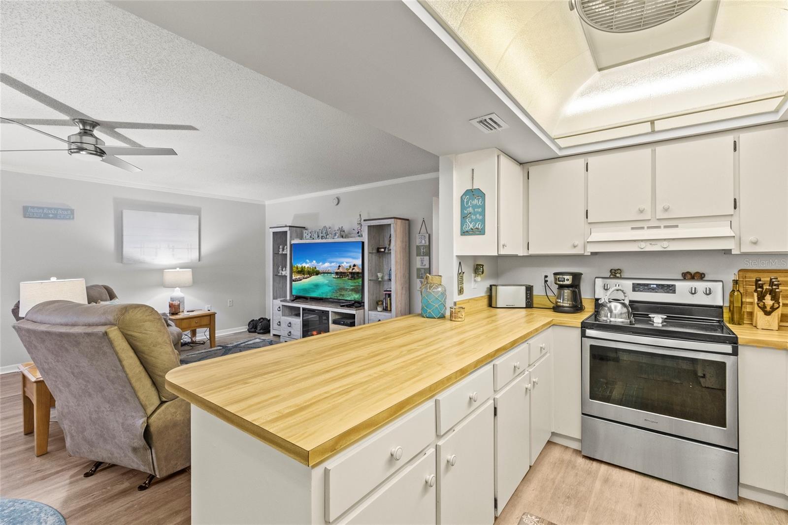 12760 INDIAN ROCKS RD #571, LARGO, FL, 33774