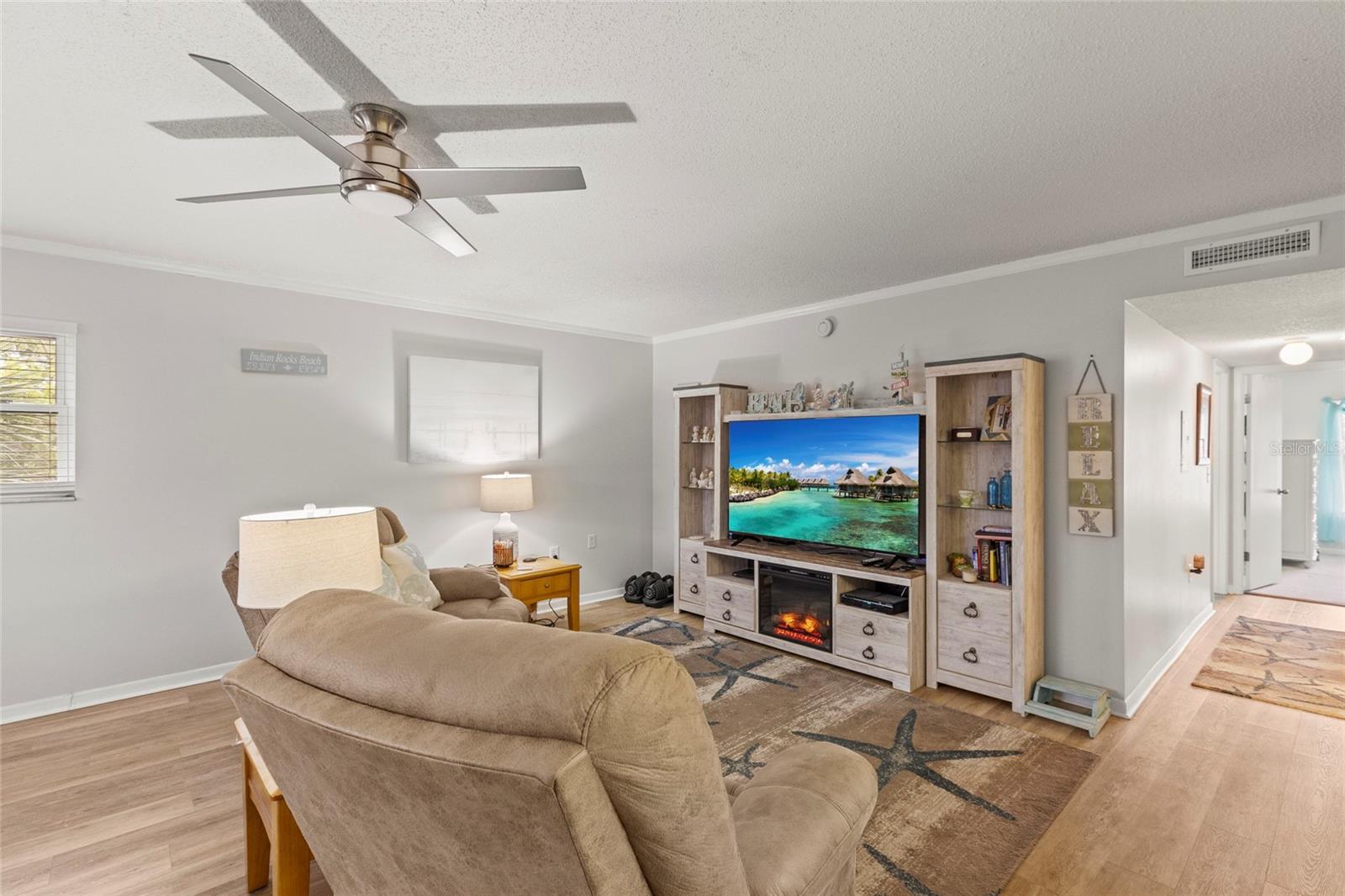 12760 INDIAN ROCKS RD #571, LARGO, FL, 33774