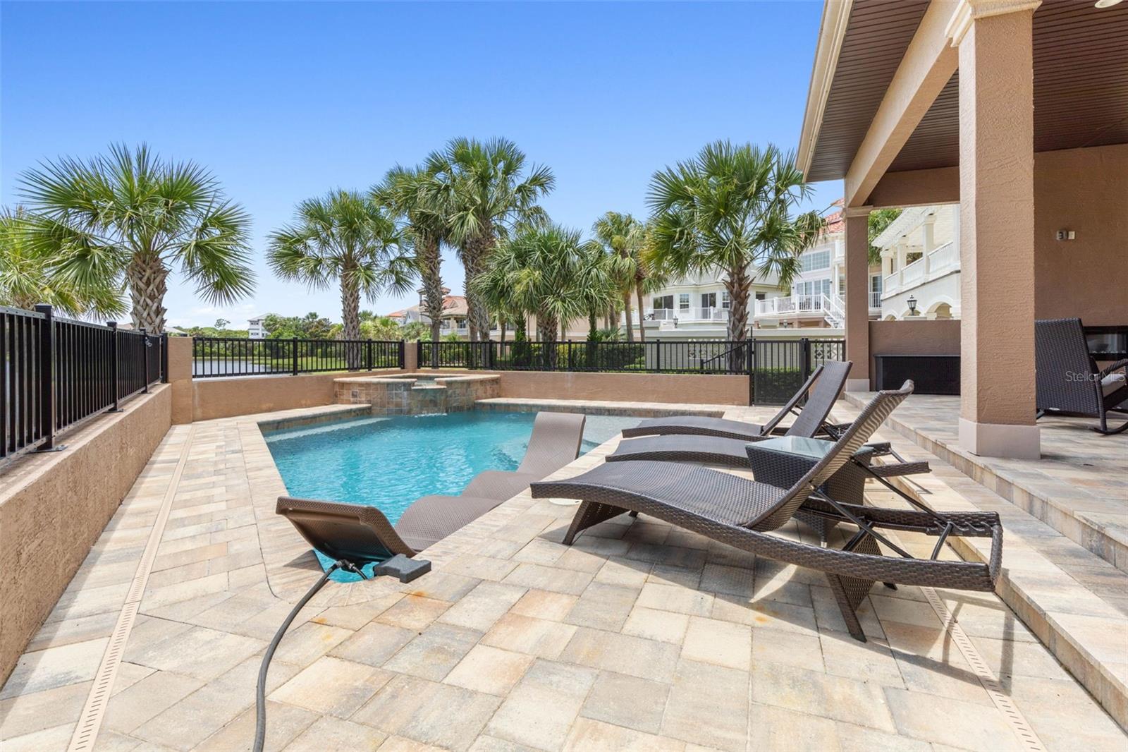 333 OCEAN CREST DR, PALM COAST, FL, 32137