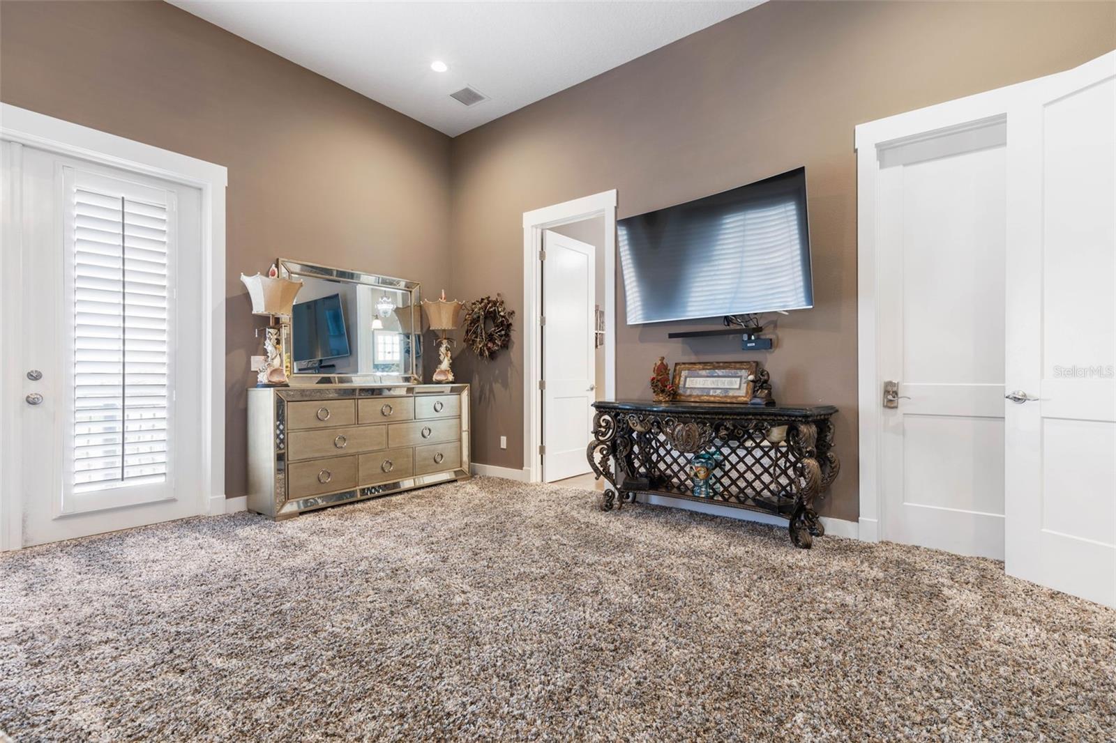 333 OCEAN CREST DR, PALM COAST, FL, 32137