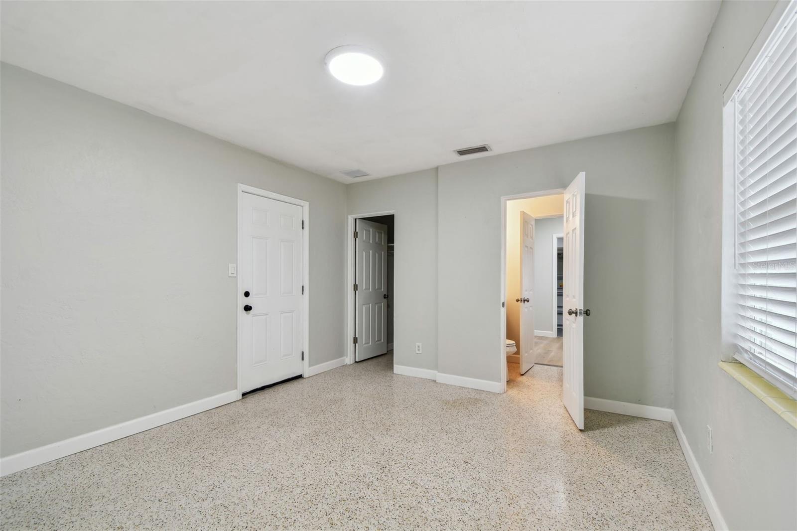 1231 27TH AVE S, ST PETERSBURG, FL, 33705