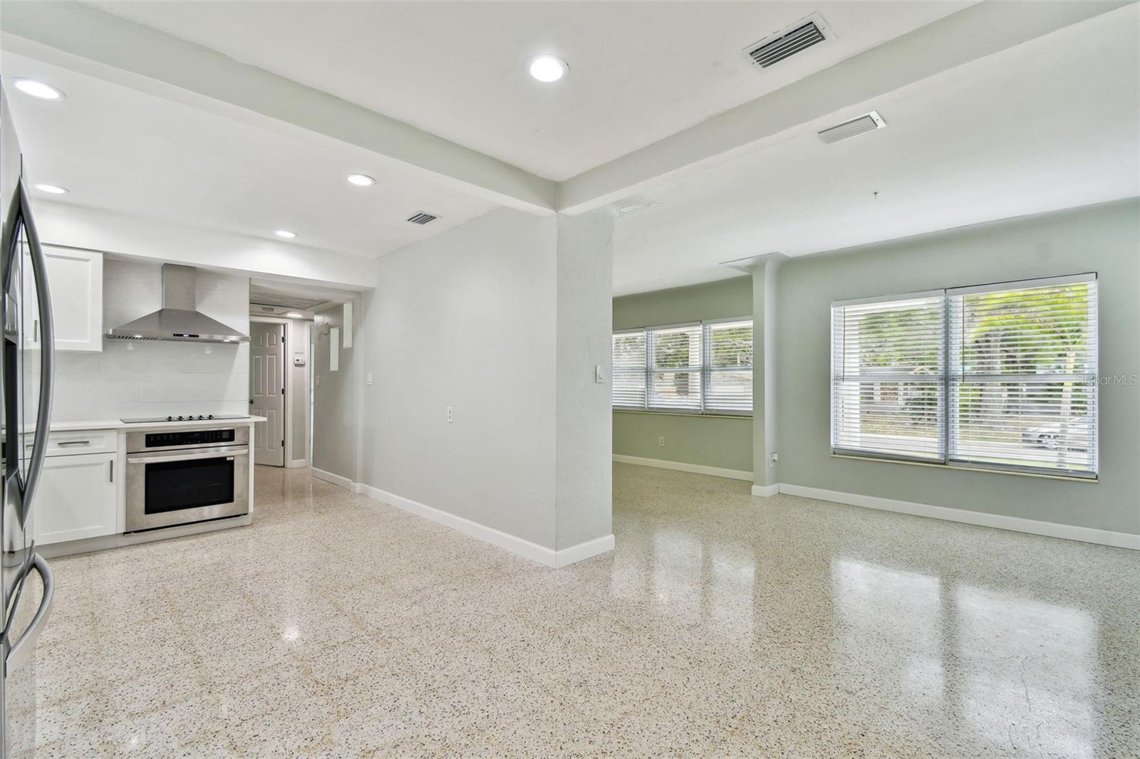 1231 27TH AVE S, ST PETERSBURG, FL, 33705