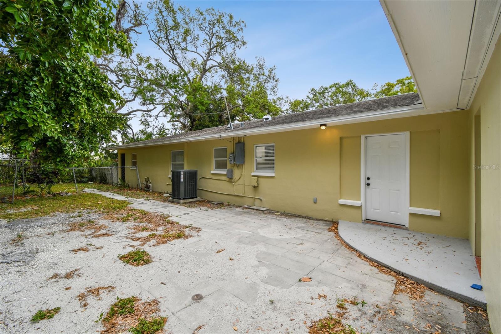 1231 27TH AVE S, ST PETERSBURG, FL, 33705