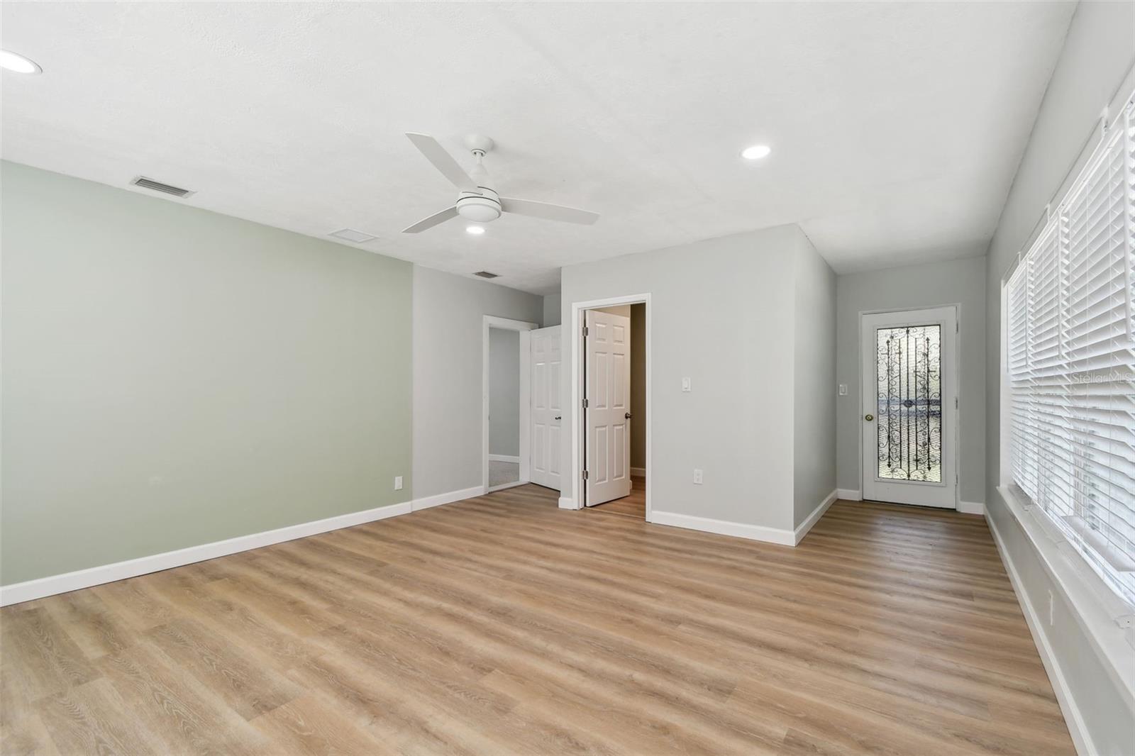 1231 27TH AVE S, ST PETERSBURG, FL, 33705