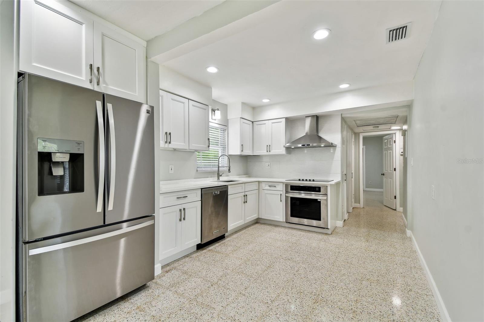 1231 27TH AVE S, ST PETERSBURG, FL, 33705