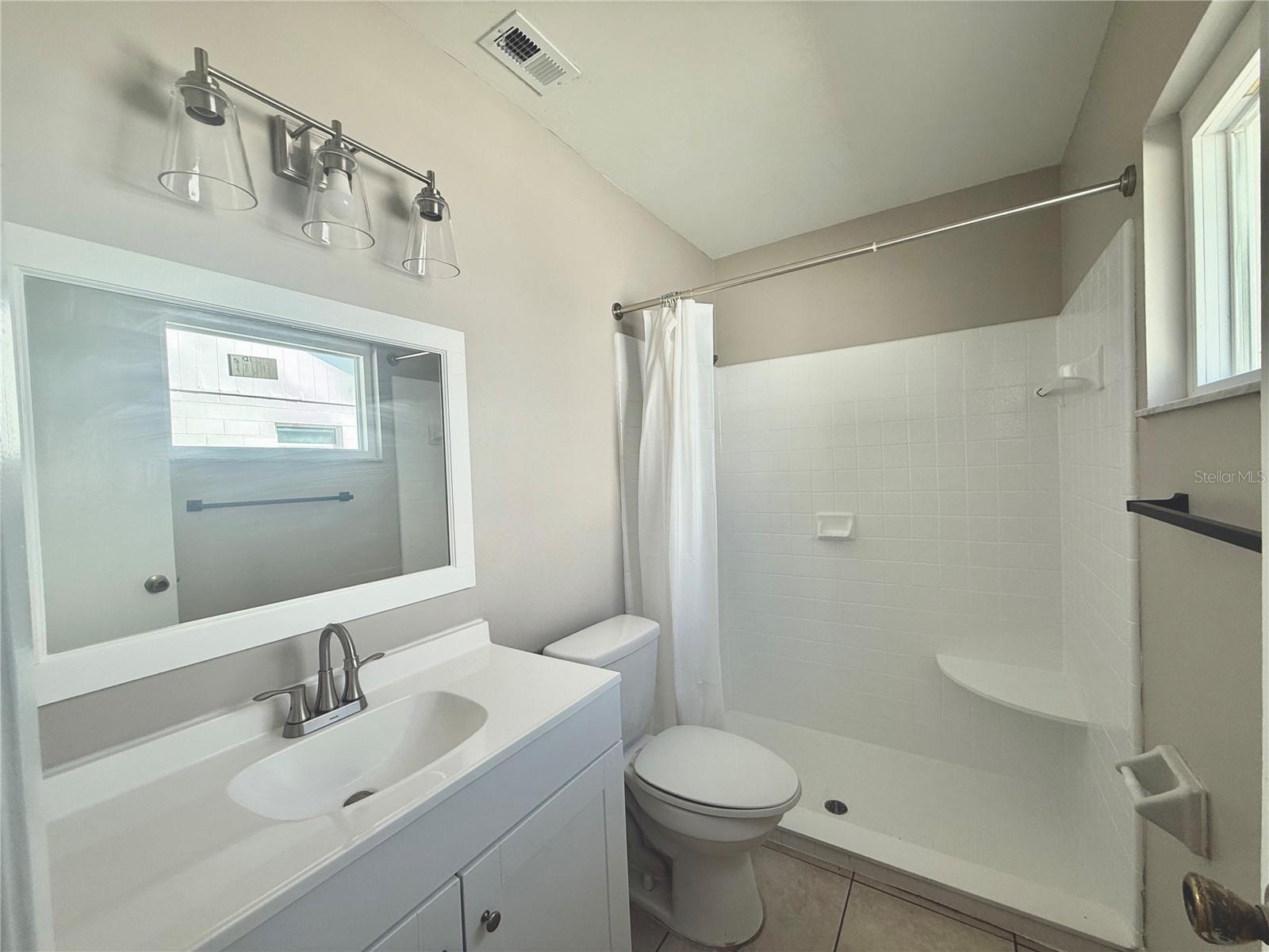 701 QUAIL HOLLOW DR, ORLANDO, FL, 32825