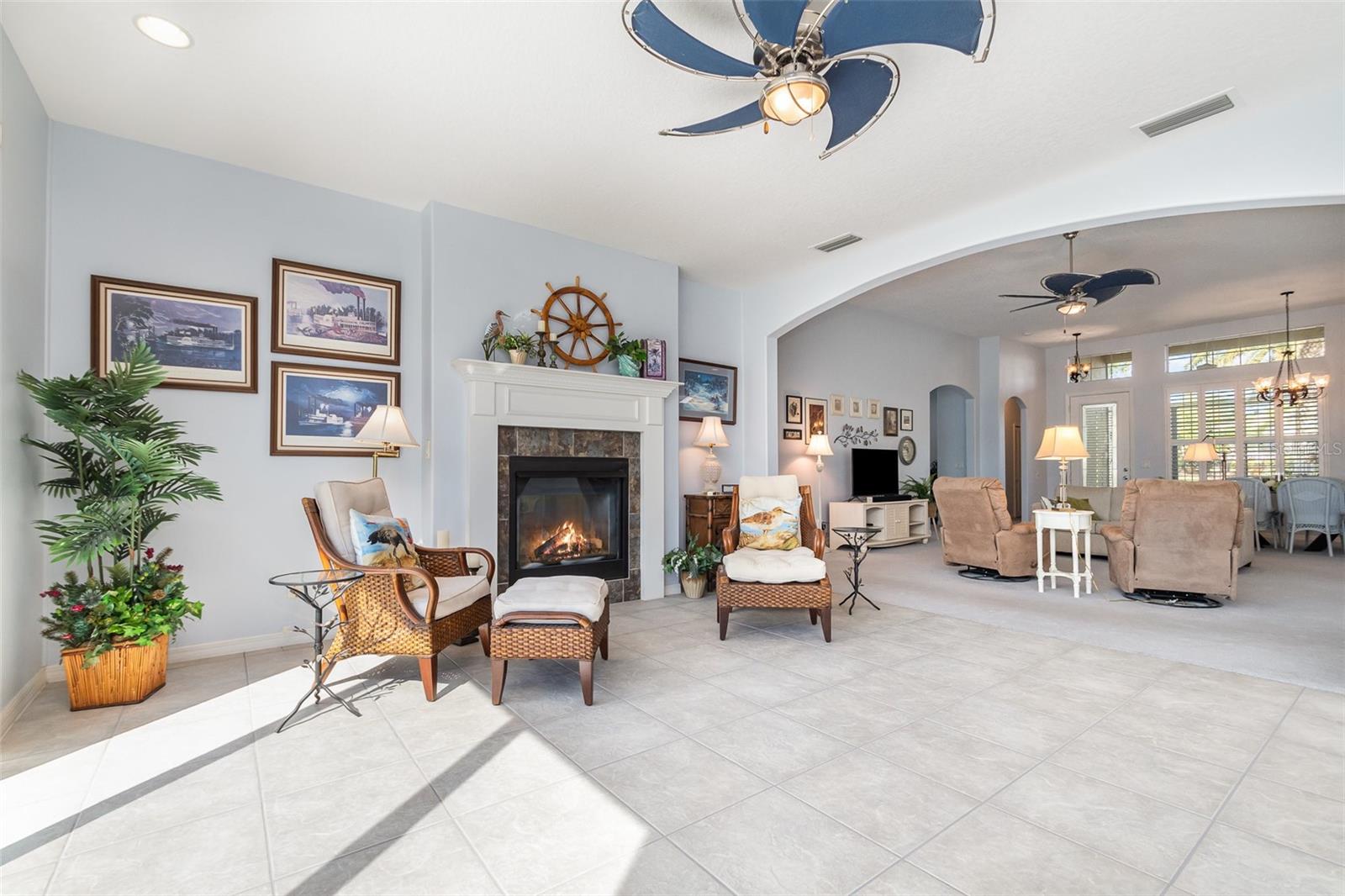 2982 LAKE HURON LN, TAVARES, FL, 32778
