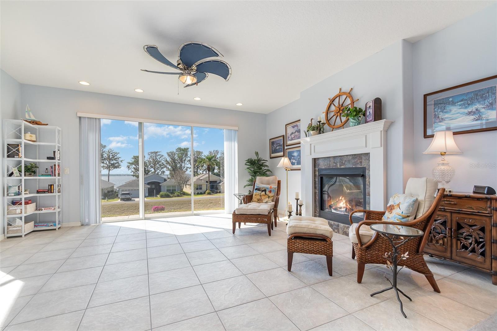 2982 LAKE HURON LN, TAVARES, FL, 32778