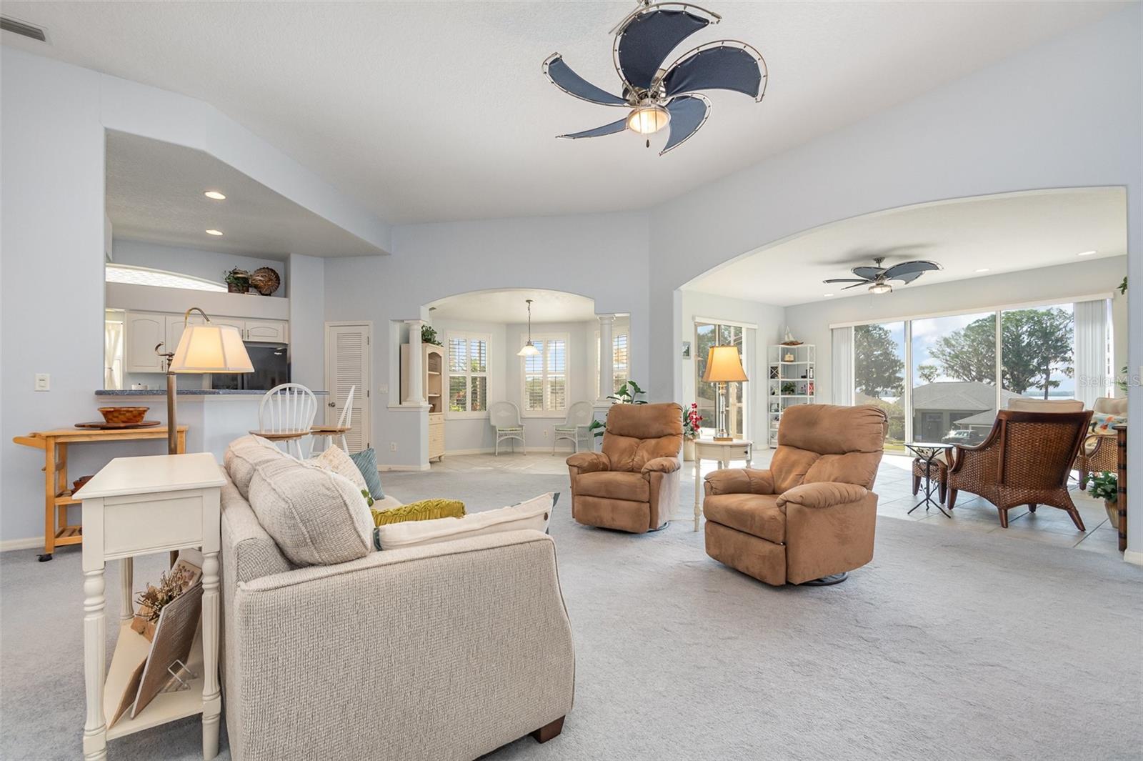 2982 LAKE HURON LN, TAVARES, FL, 32778