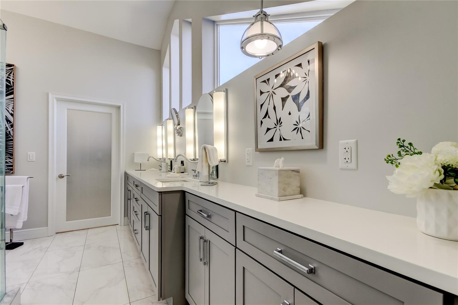 103 MORGAN DR, BELLEAIR BEACH, FL, 33786