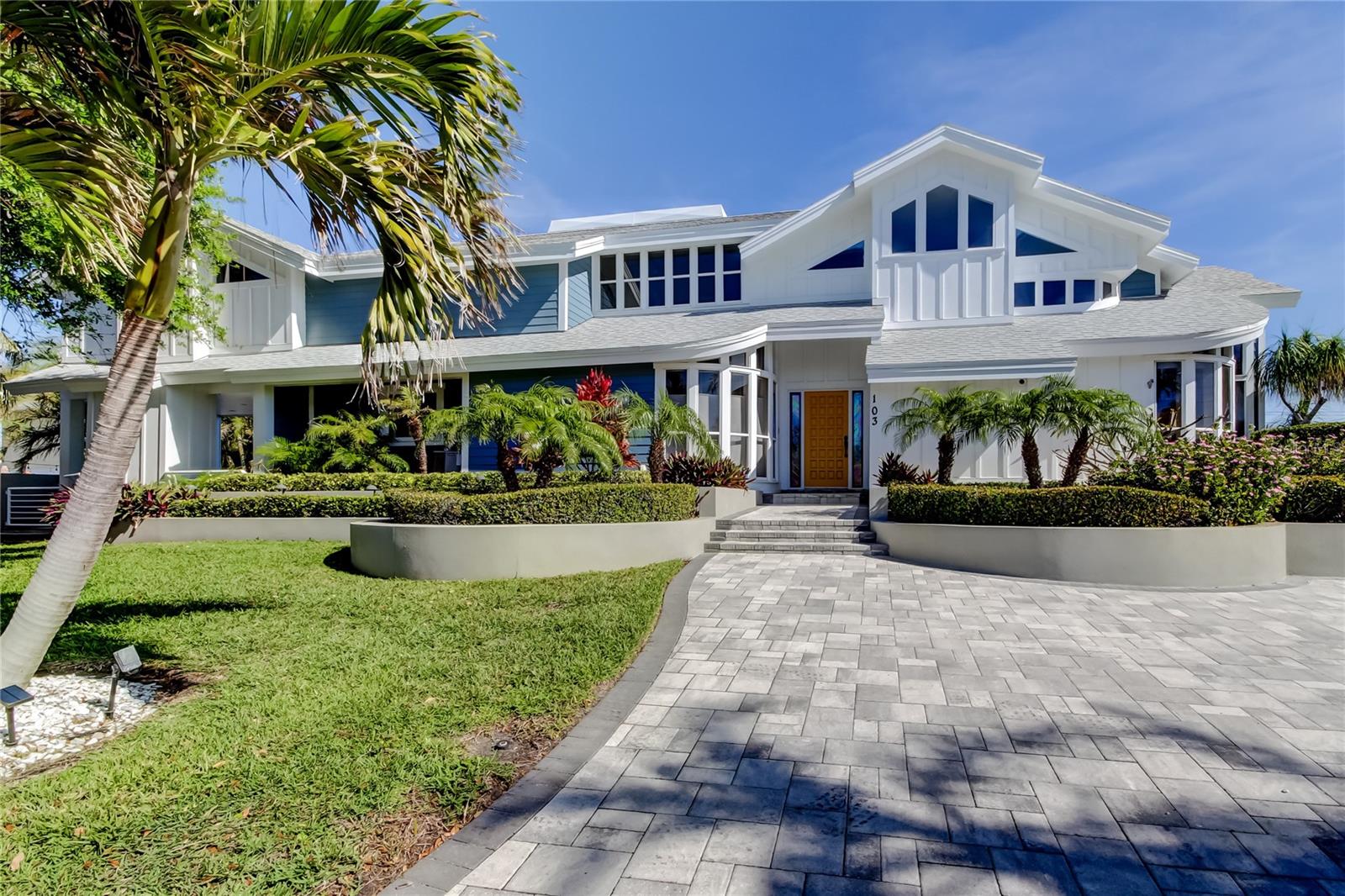103 MORGAN DR, BELLEAIR BEACH, FL, 33786