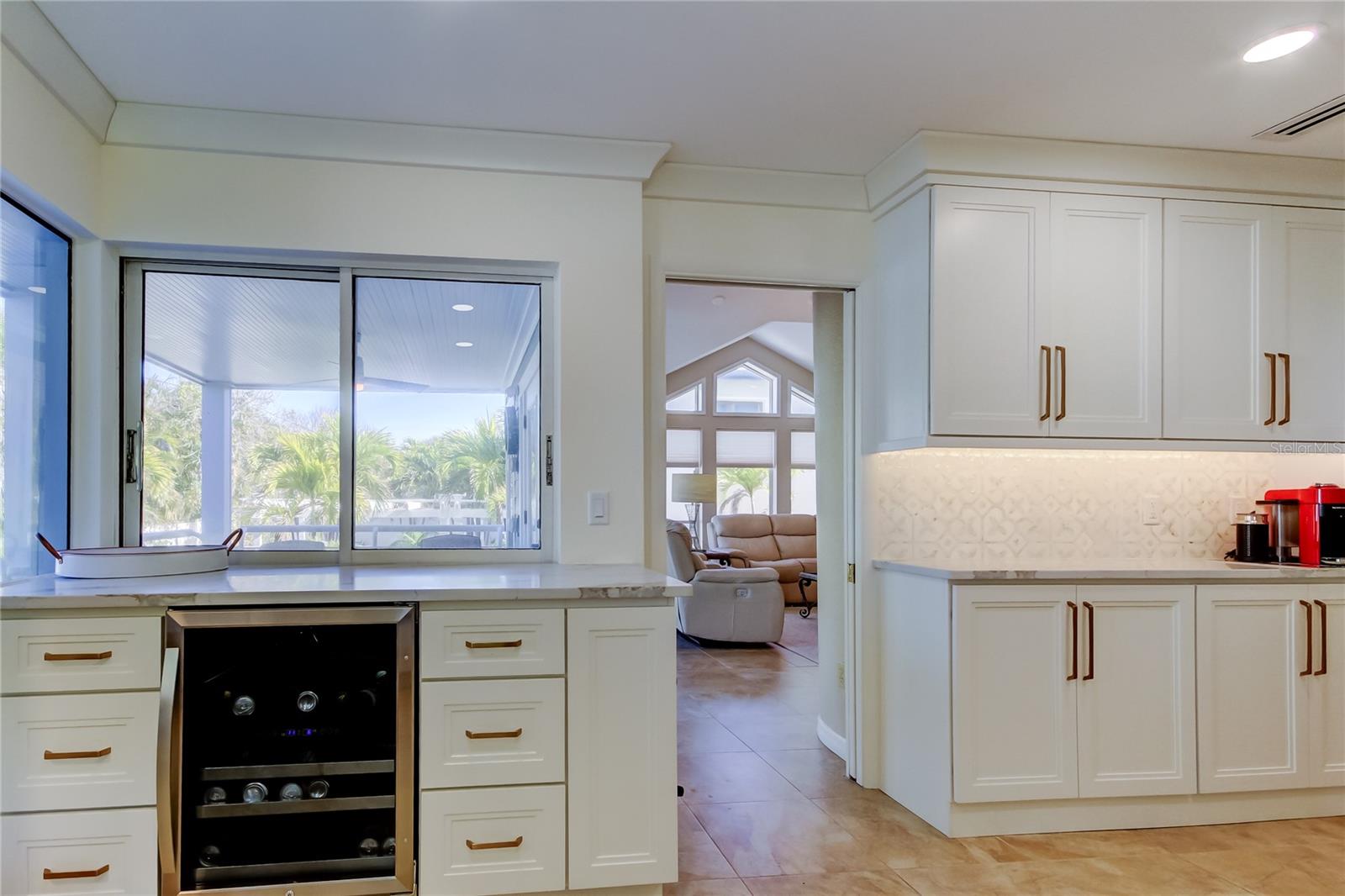 103 MORGAN DR, BELLEAIR BEACH, FL, 33786