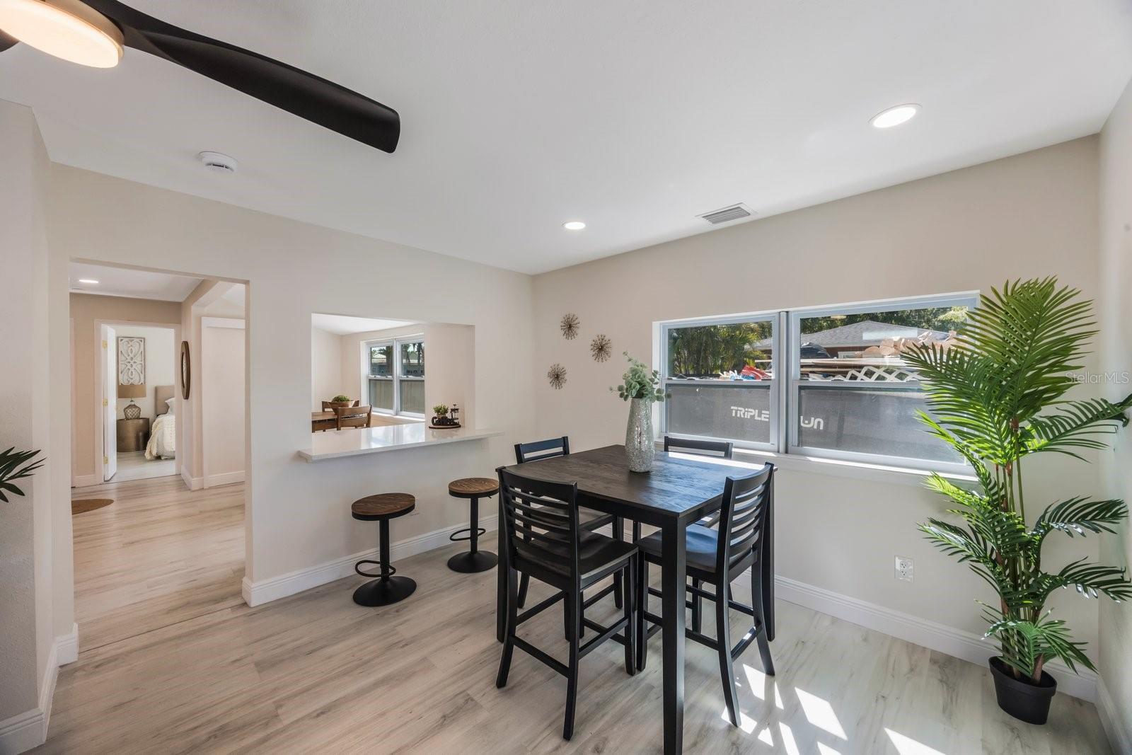 1160 36TH AVE N, ST PETERSBURG, FL, 33704