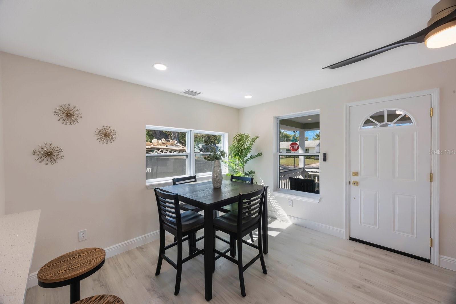 1160 36TH AVE N, ST PETERSBURG, FL, 33704