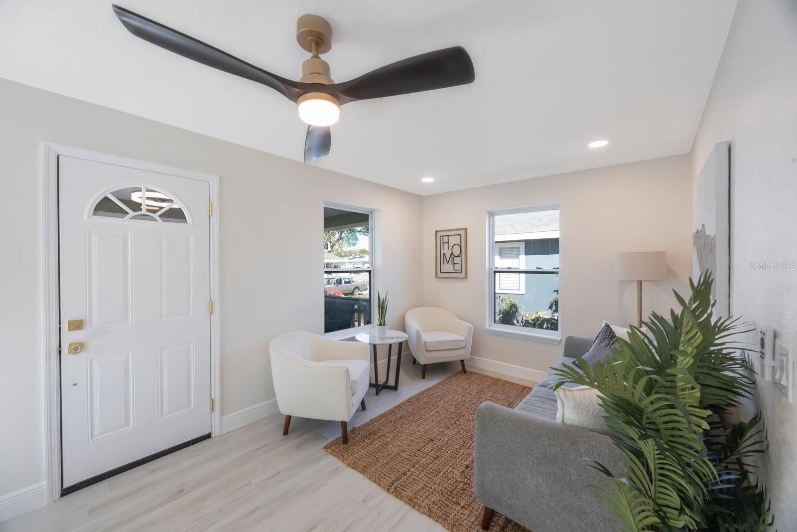 1160 36TH AVE N, ST PETERSBURG, FL, 33704