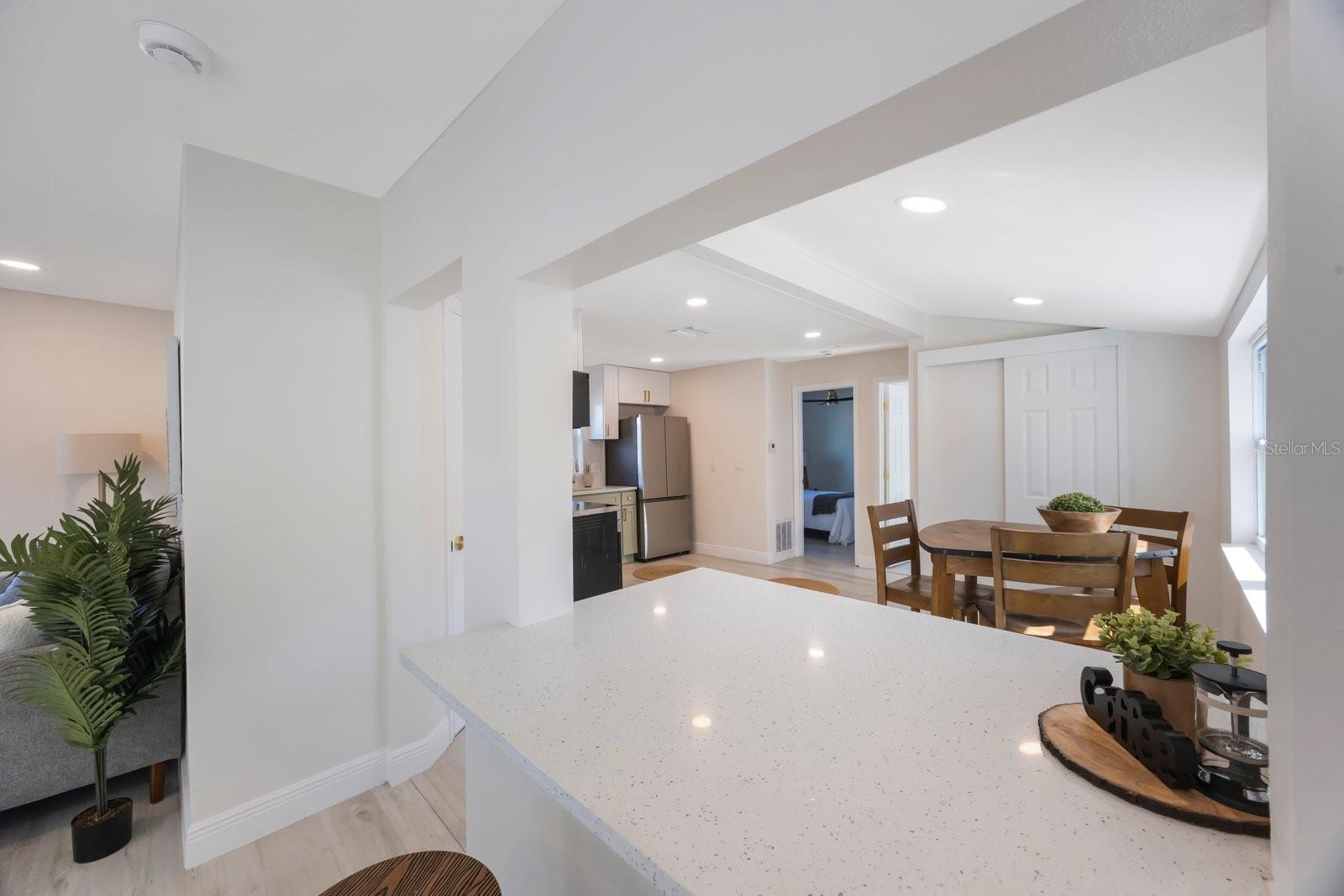 1160 36TH AVE N, ST PETERSBURG, FL, 33704