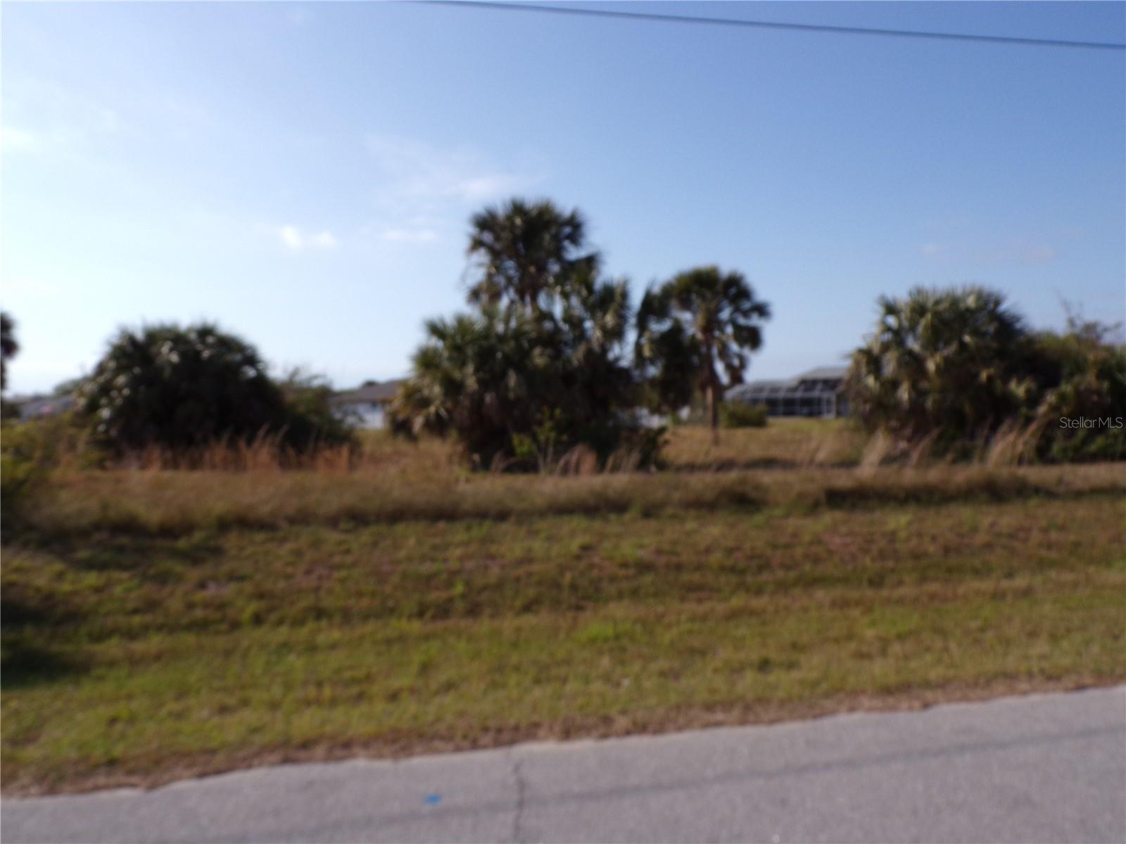 147 SPRING DR, ROTONDA WEST, FL, 33947