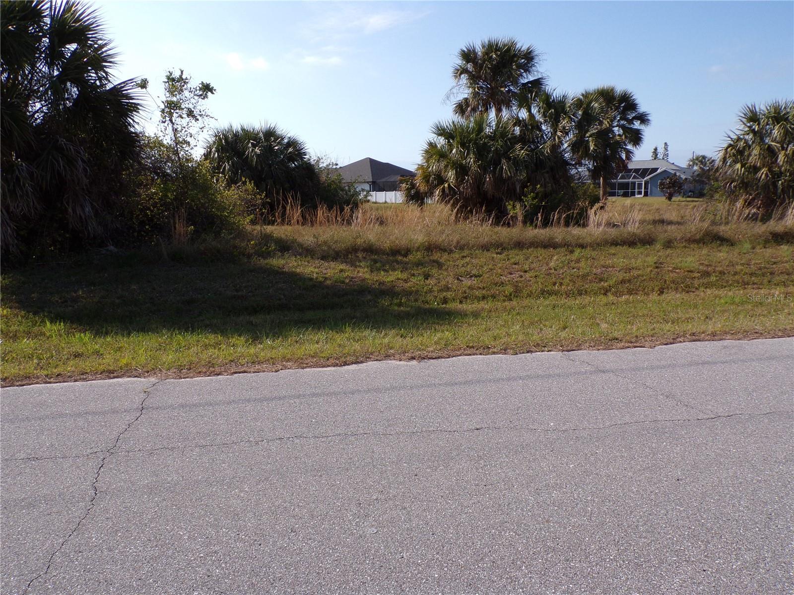 147 SPRING DR, ROTONDA WEST, FL, 33947
