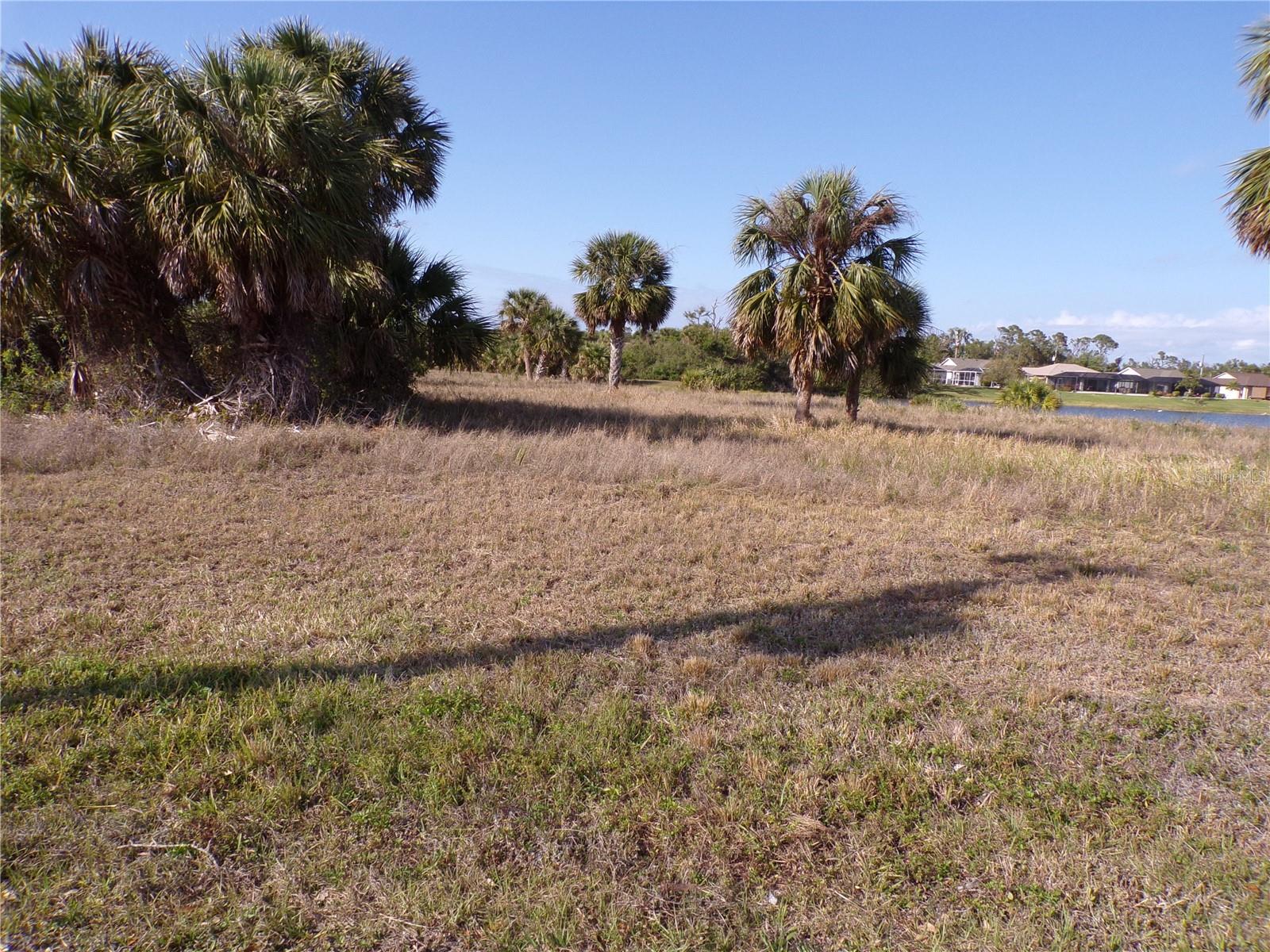100 ISLAND CT, ROTONDA WEST, FL, 33947