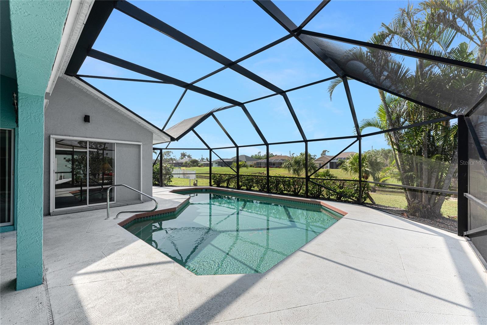 431 ROTONDA CIR, ROTONDA WEST, FL, 33947