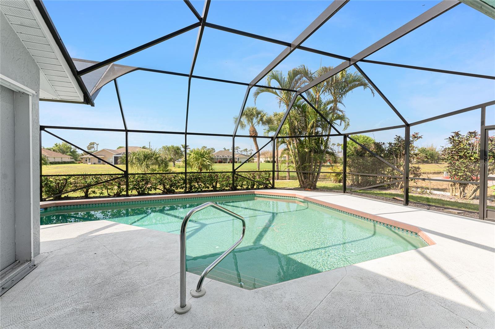 431 ROTONDA CIR, ROTONDA WEST, FL, 33947