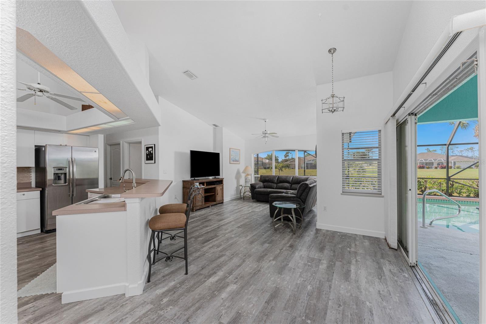431 ROTONDA CIR, ROTONDA WEST, FL, 33947