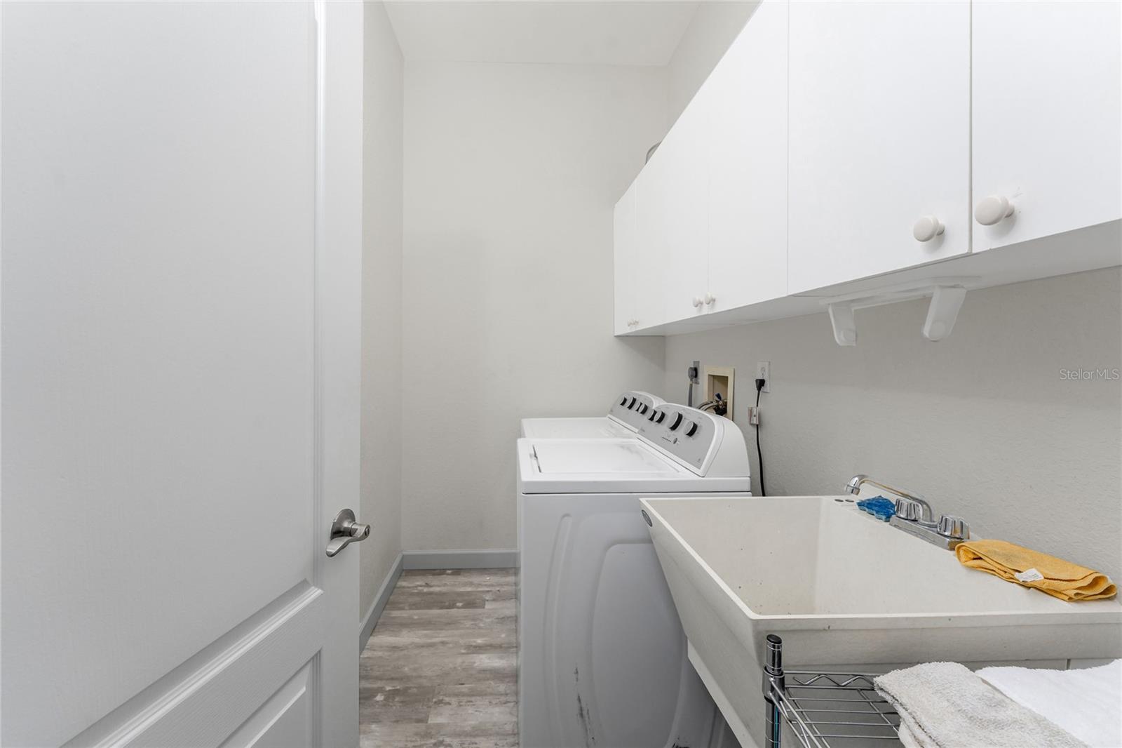 431 ROTONDA CIR, ROTONDA WEST, FL, 33947