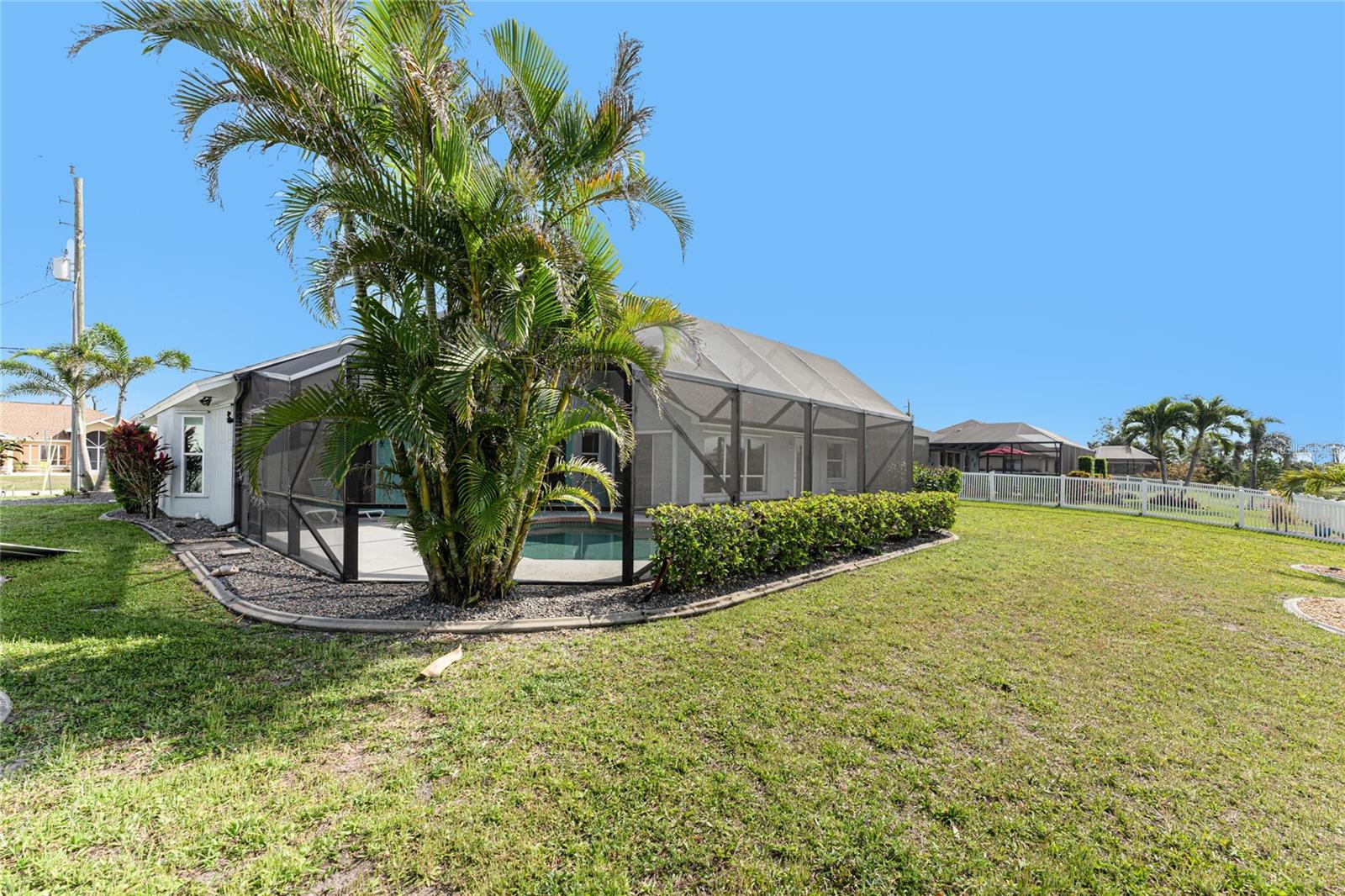 431 ROTONDA CIR, ROTONDA WEST, FL, 33947