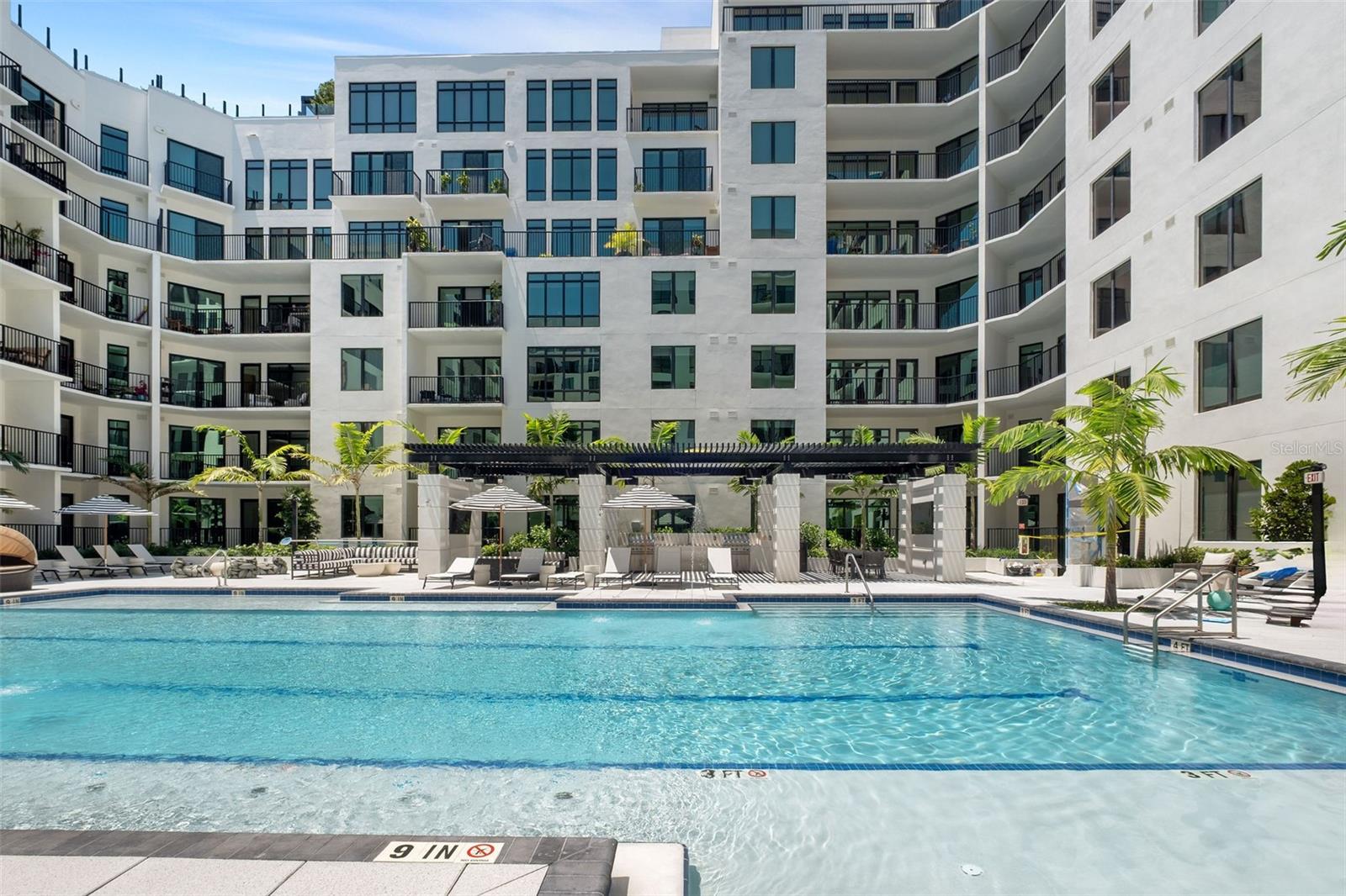 1991 MAIN ST #Aster B5 Den, SARASOTA, FL, 34236