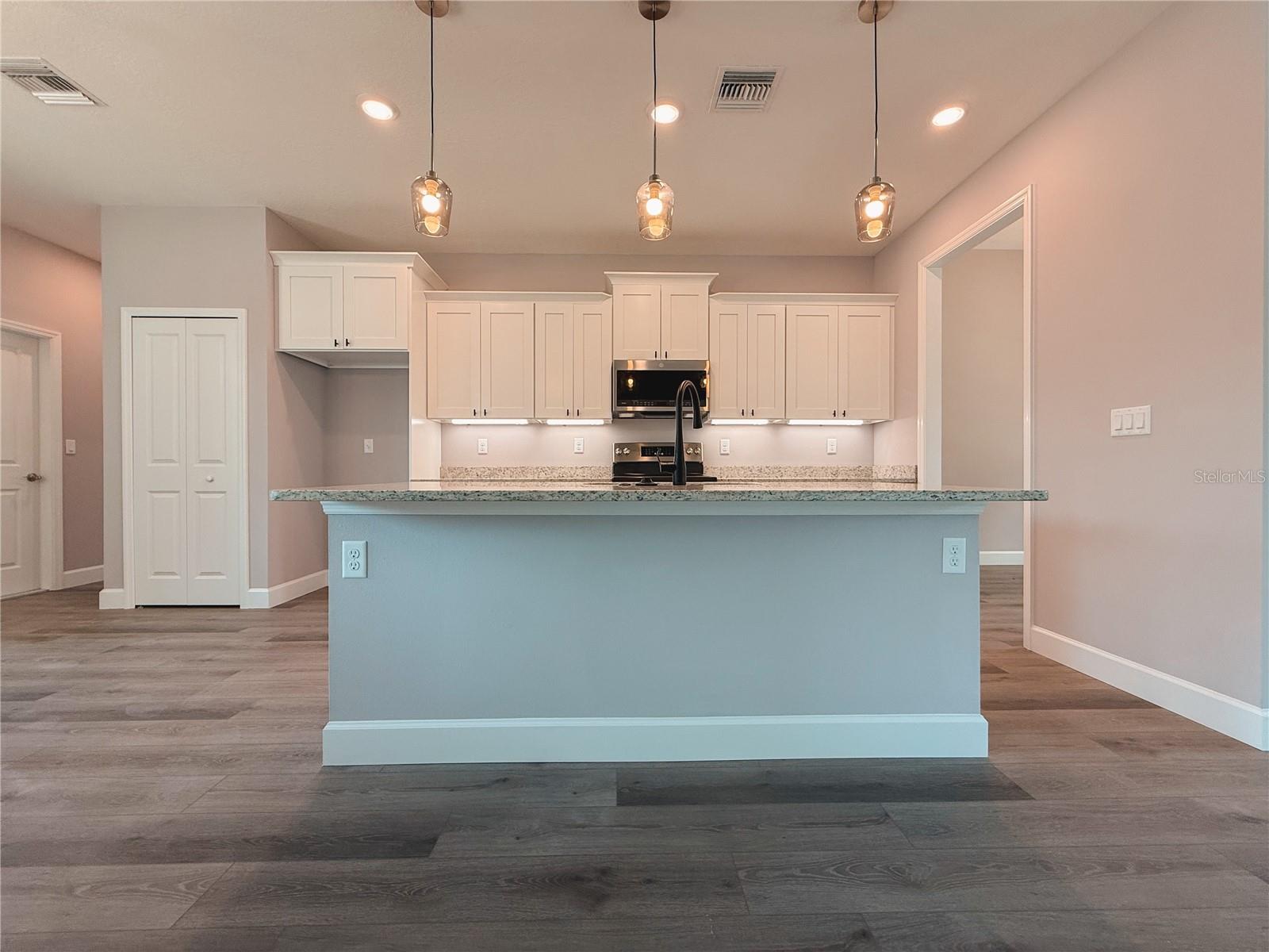 311 W DELAWARE AVE, LAKE HELEN, FL, 32744