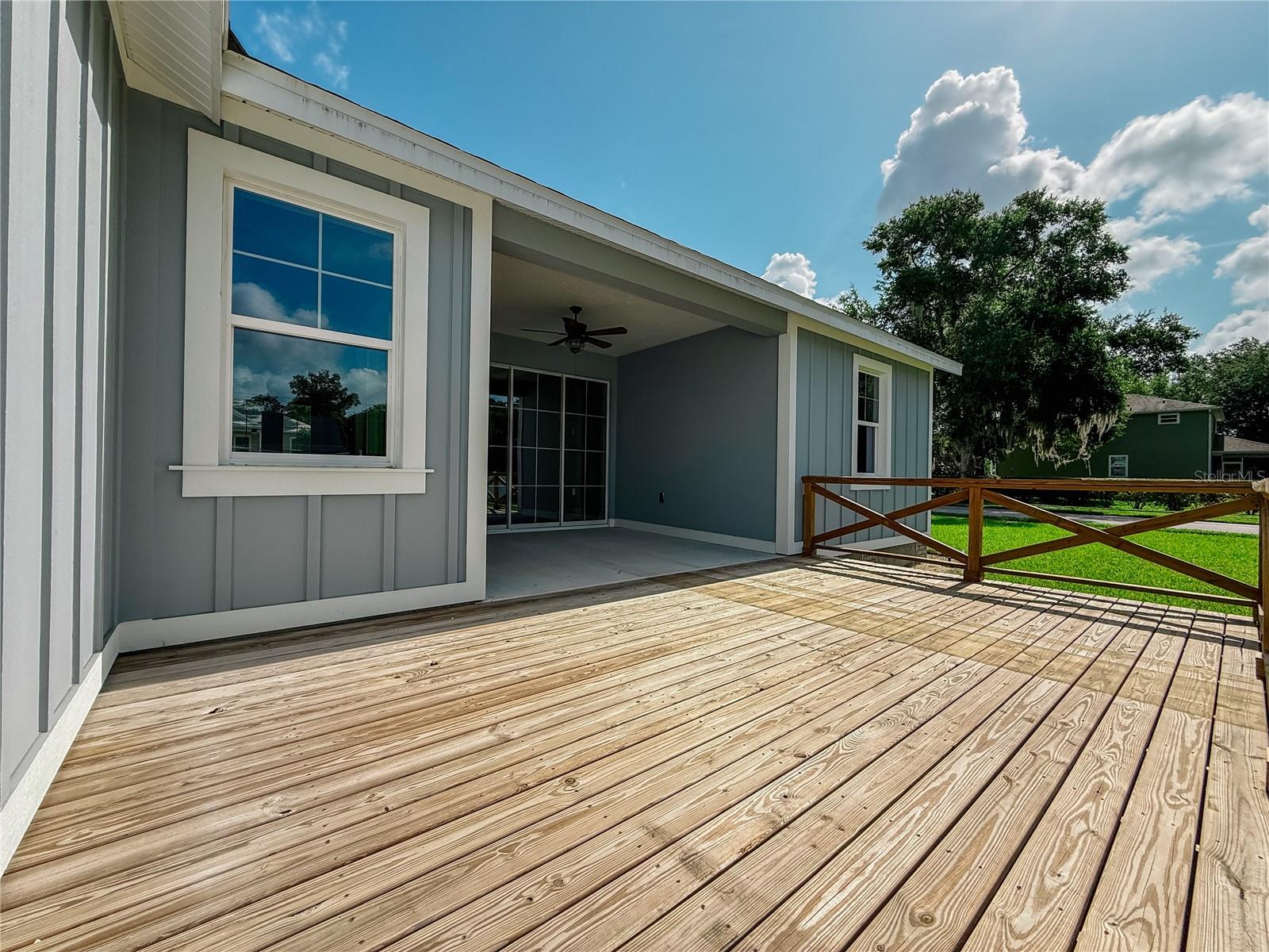 311 W DELAWARE AVE, LAKE HELEN, FL, 32744