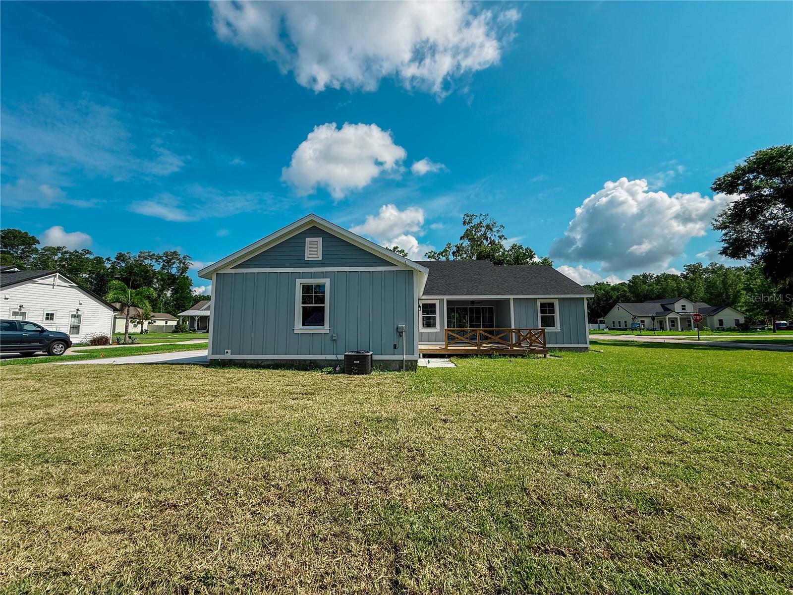 311 W DELAWARE AVE, LAKE HELEN, FL, 32744