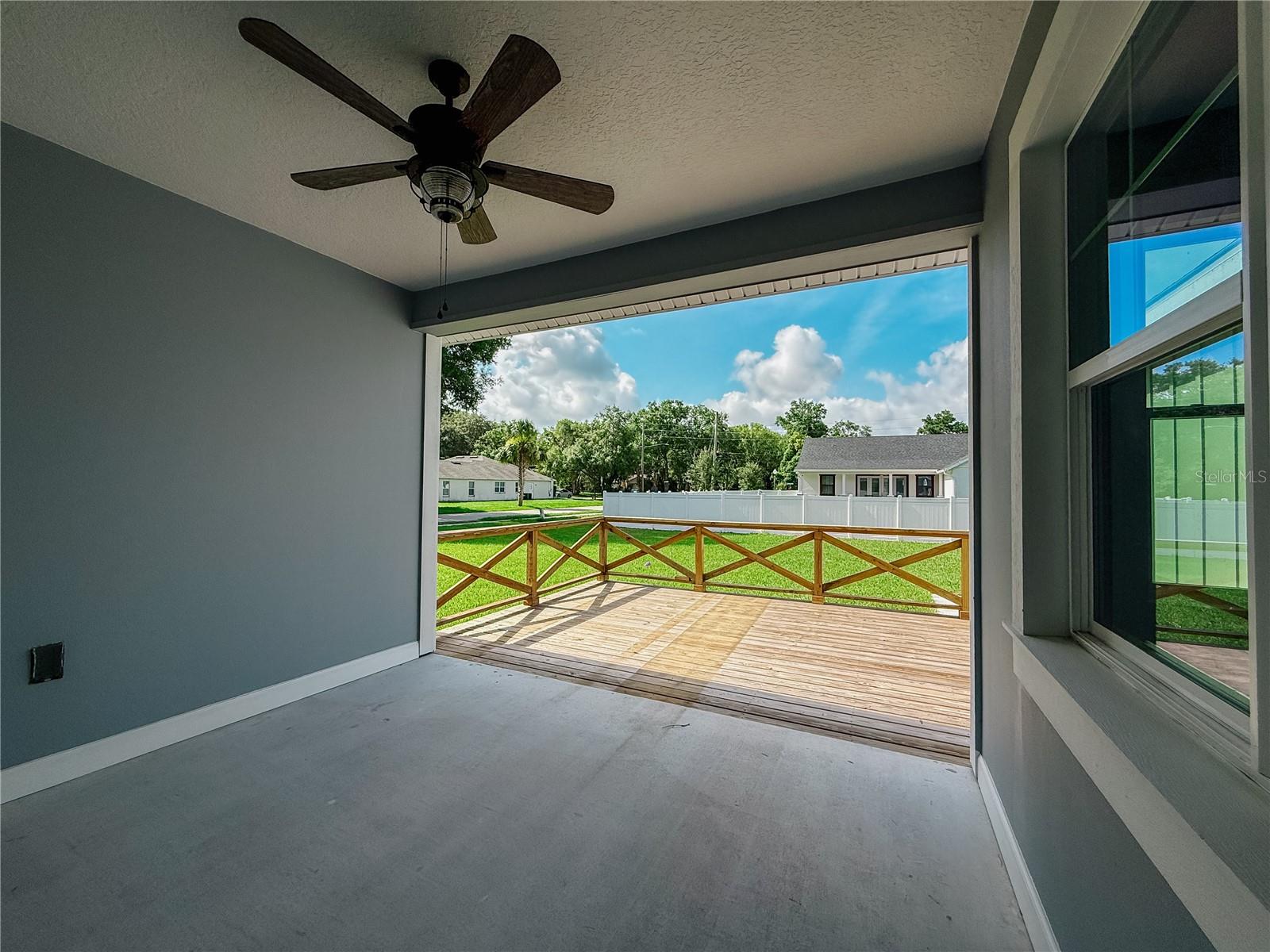 311 W DELAWARE AVE, LAKE HELEN, FL, 32744