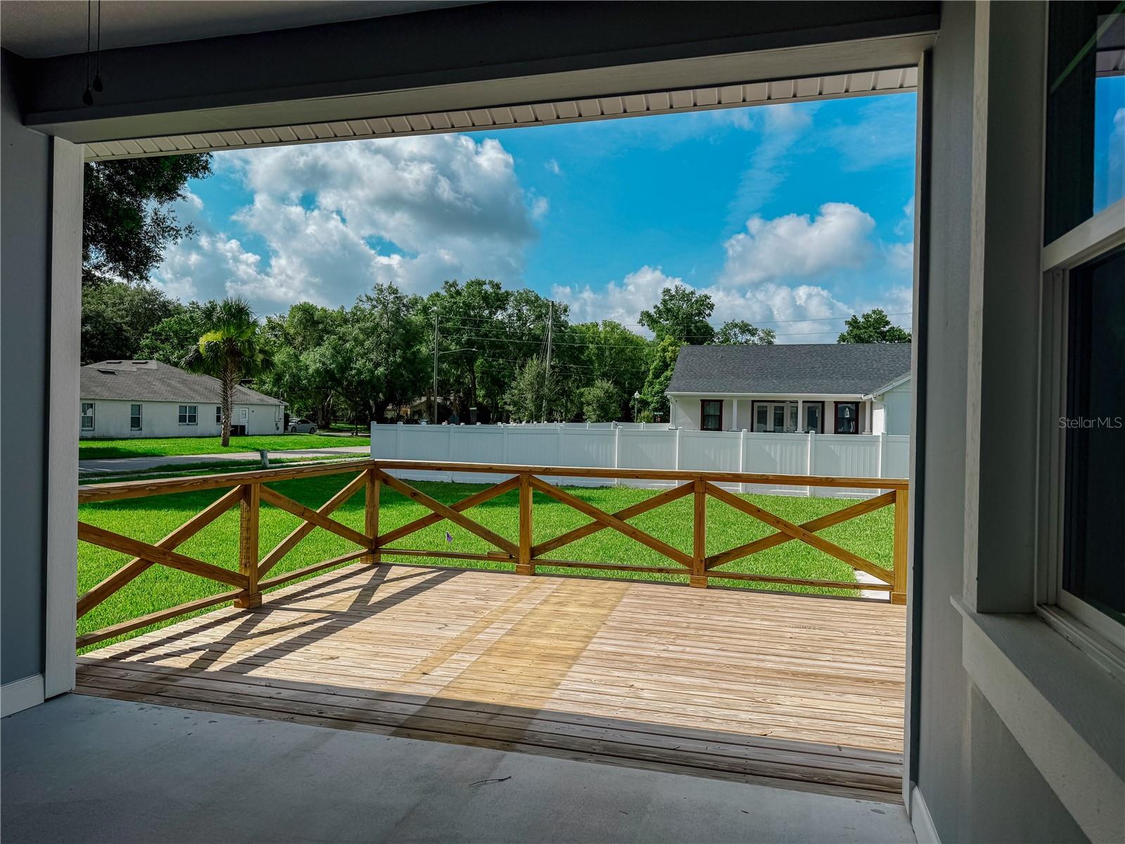 311 W DELAWARE AVE, LAKE HELEN, FL, 32744