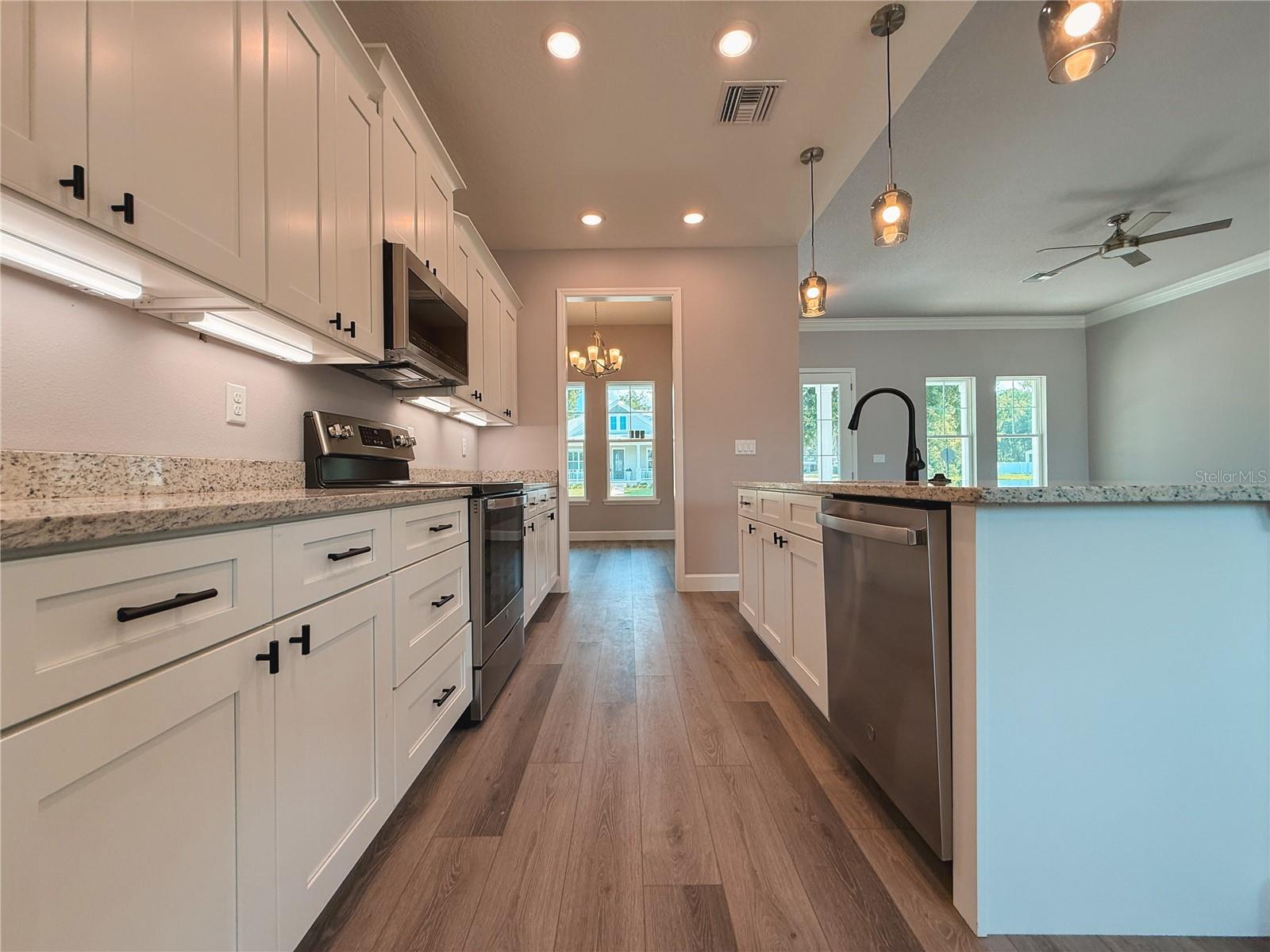 311 W DELAWARE AVE, LAKE HELEN, FL, 32744