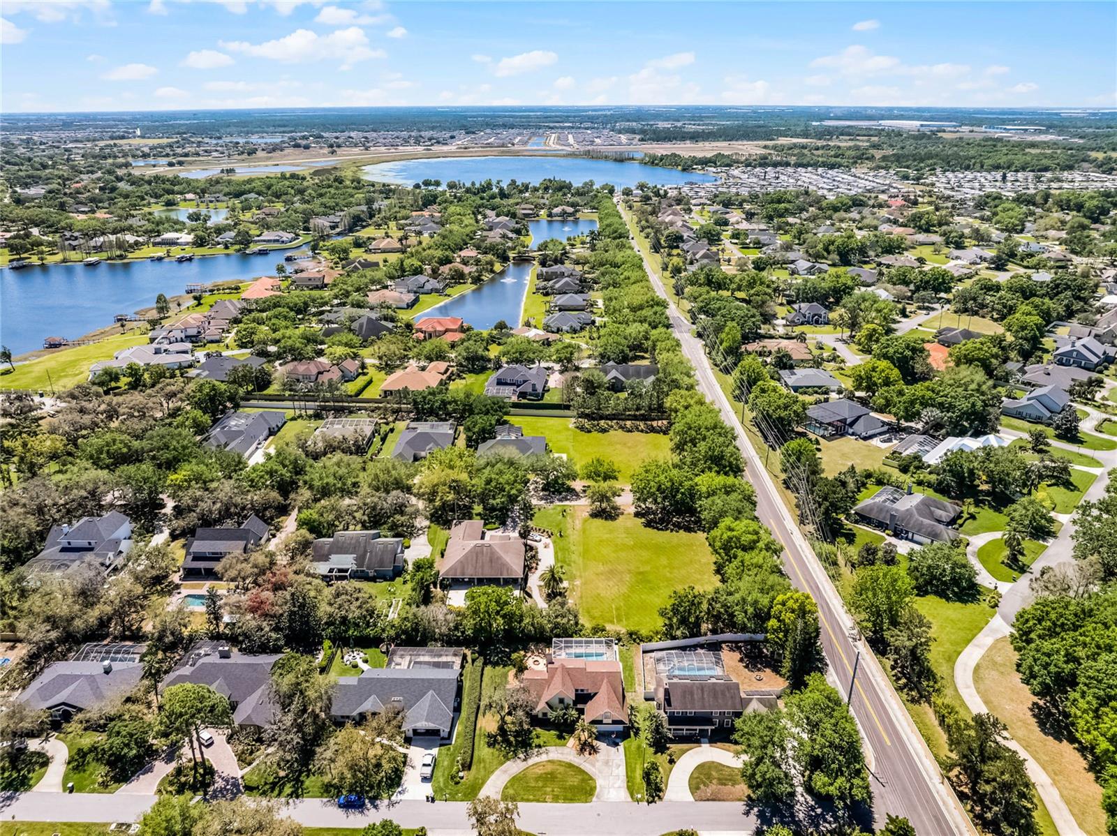 2 BRIDGEWATER DR, WINTER HAVEN, FL, 33884