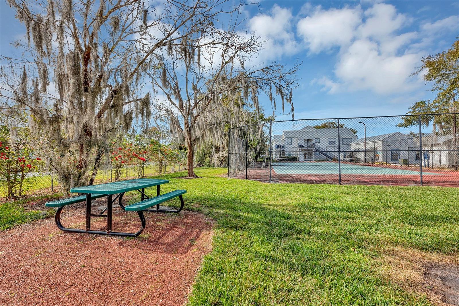 2568 WOODGATE BLVD #204, ORLANDO, FL, 32822