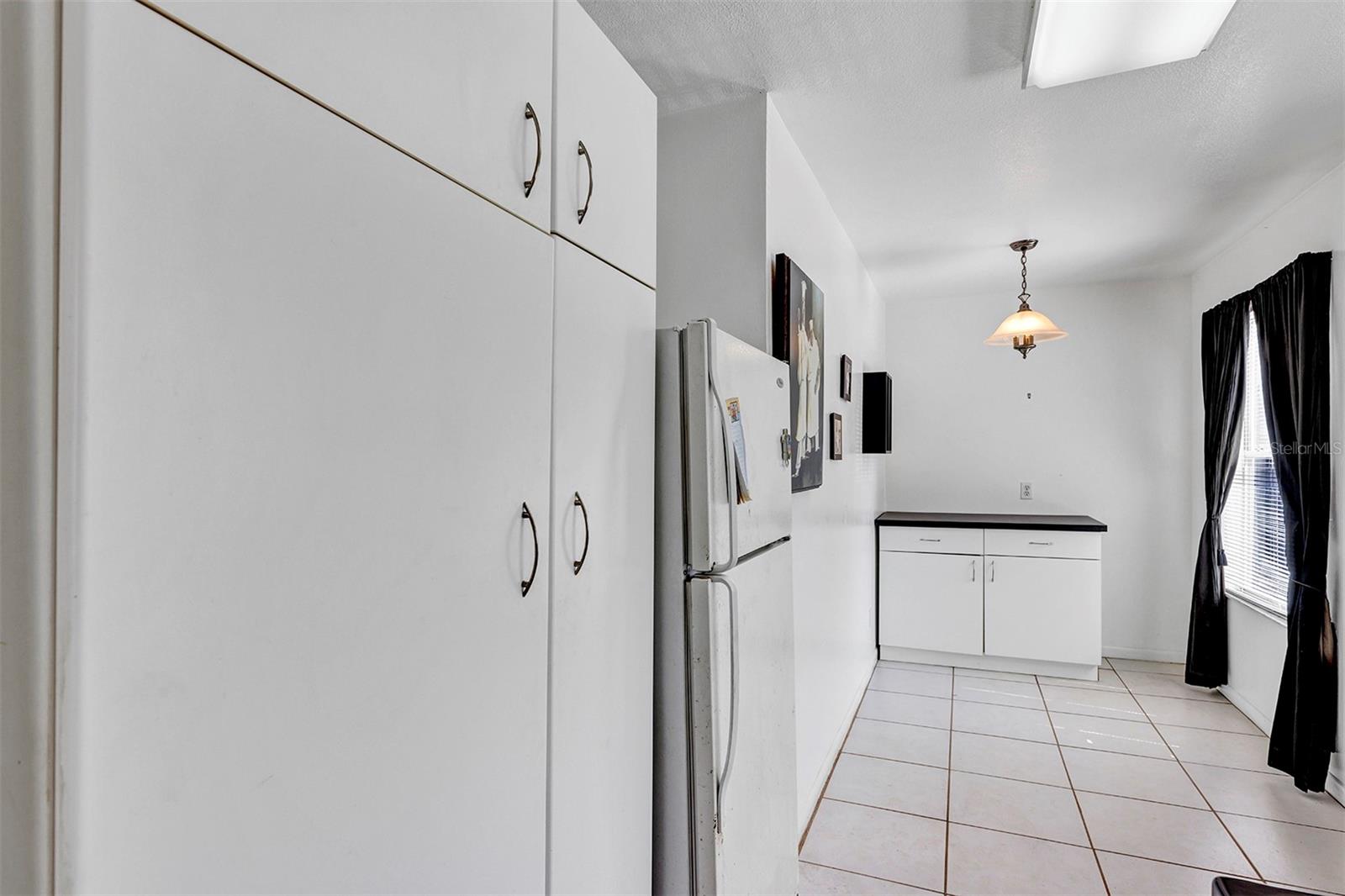 2568 WOODGATE BLVD #204, ORLANDO, FL, 32822