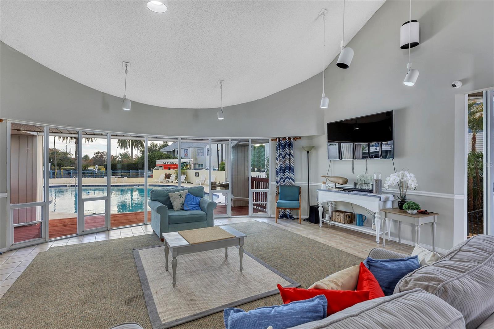 2568 WOODGATE BLVD #204, ORLANDO, FL, 32822