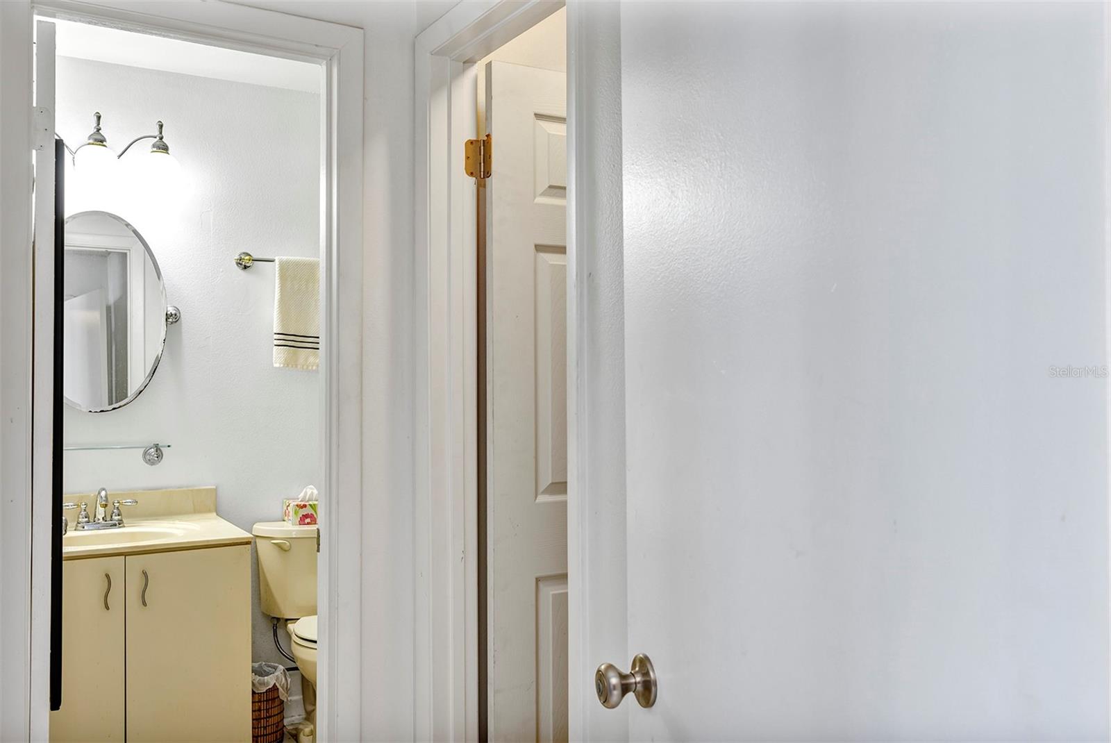 2568 WOODGATE BLVD #204, ORLANDO, FL, 32822