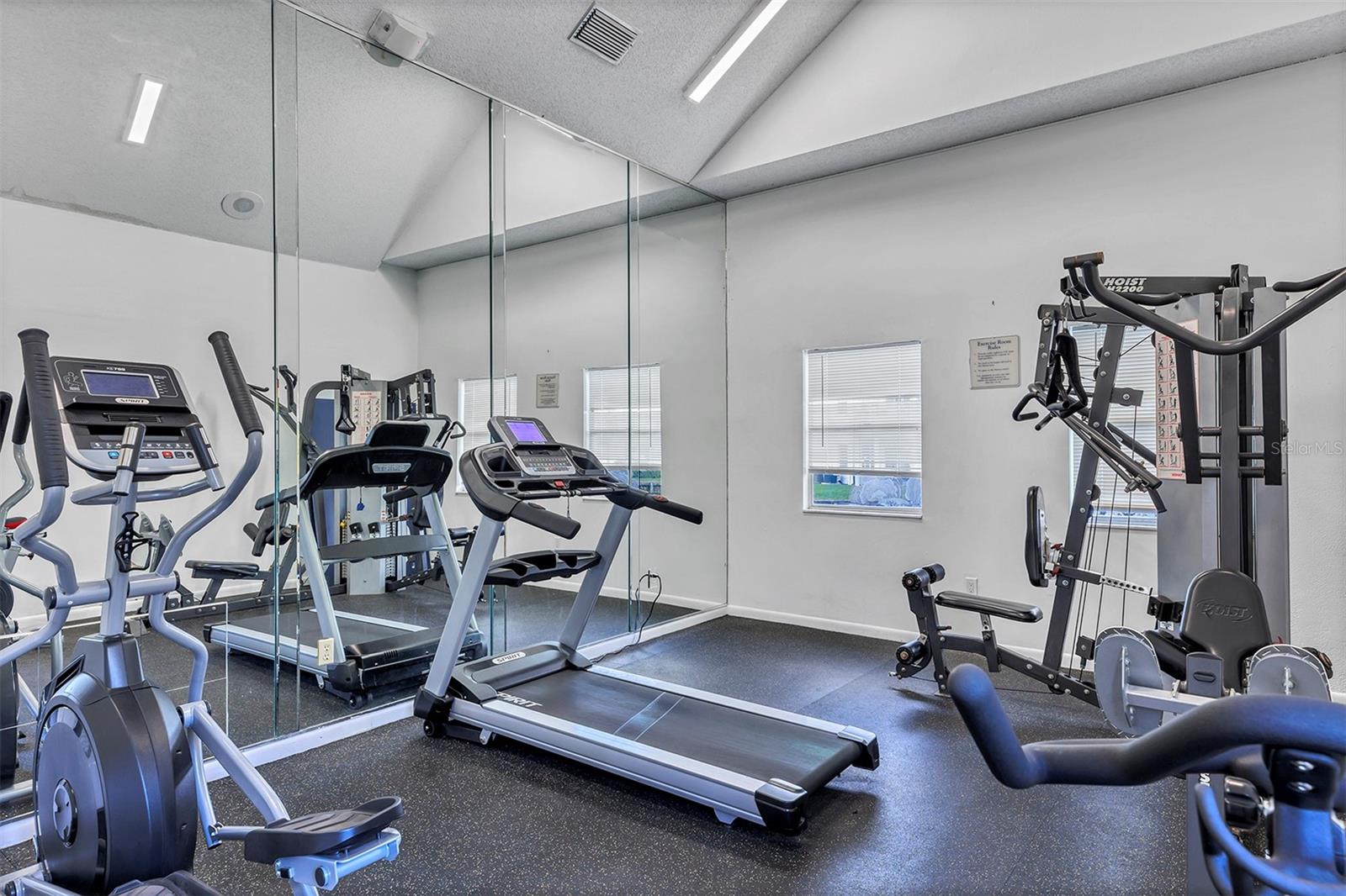 2568 WOODGATE BLVD #204, ORLANDO, FL, 32822