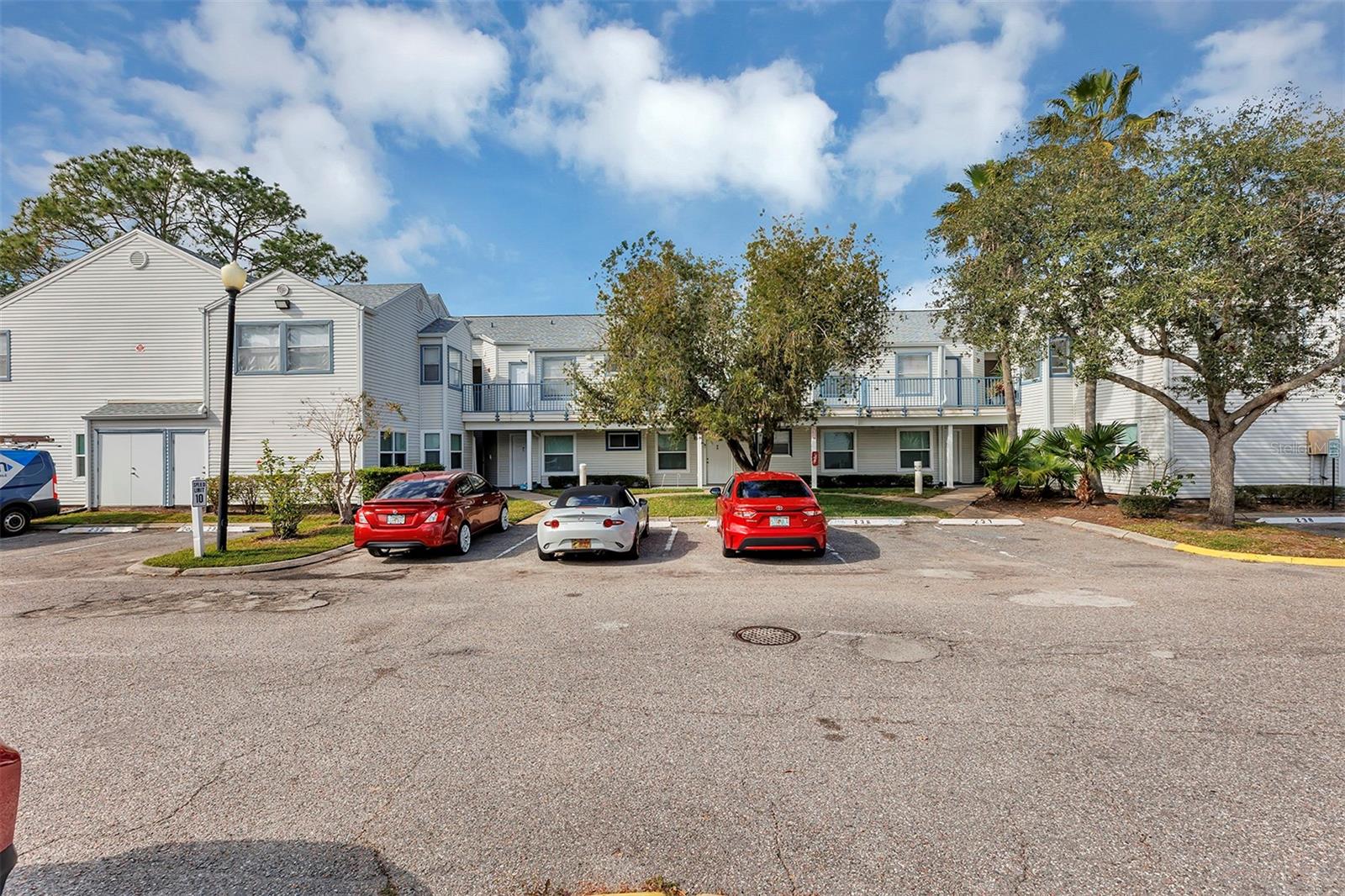 2568 WOODGATE BLVD #204, ORLANDO, FL, 32822