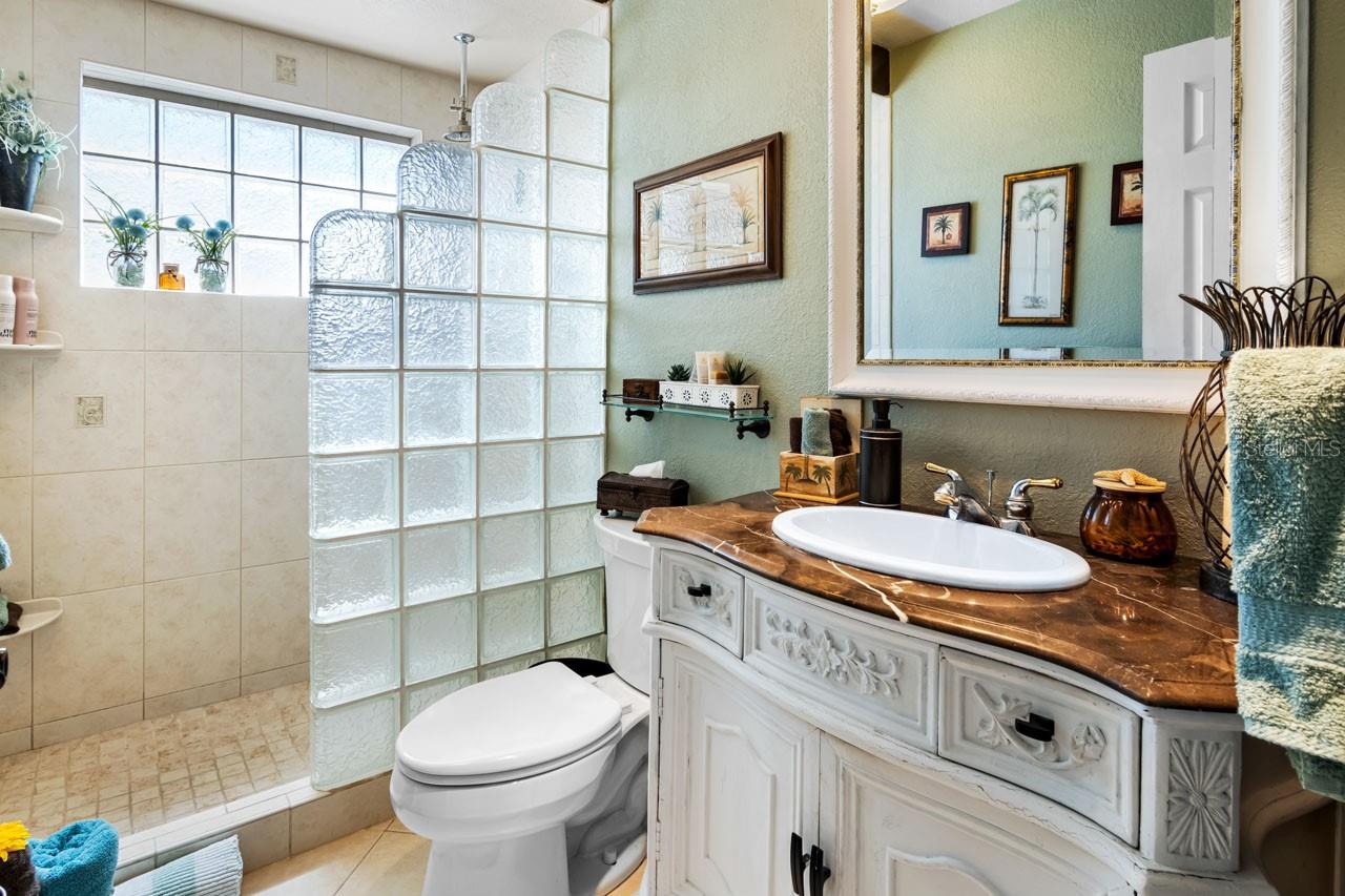 1804 BUNKER HILL DR, SUN CITY CENTER, FL, 33573