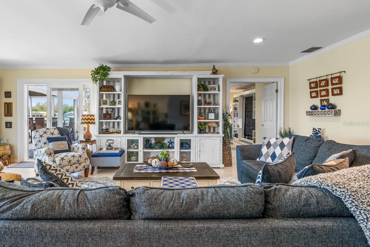 1804 BUNKER HILL DR, SUN CITY CENTER, FL, 33573