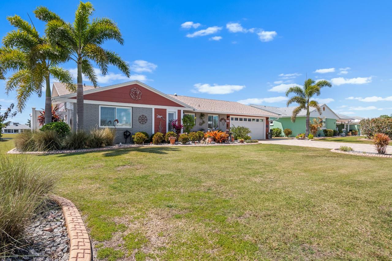 1804 BUNKER HILL DR, SUN CITY CENTER, FL, 33573