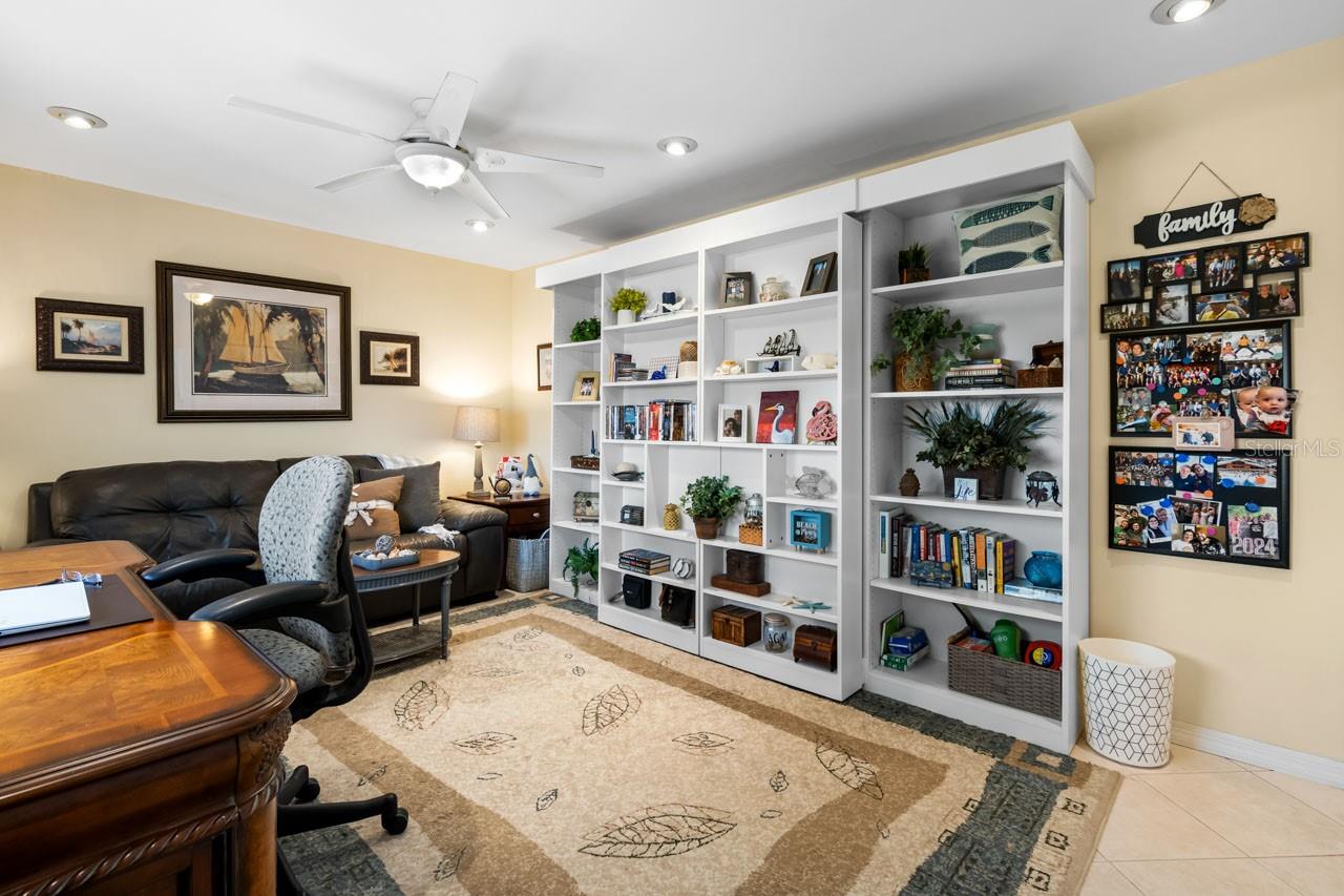 1804 BUNKER HILL DR, SUN CITY CENTER, FL, 33573