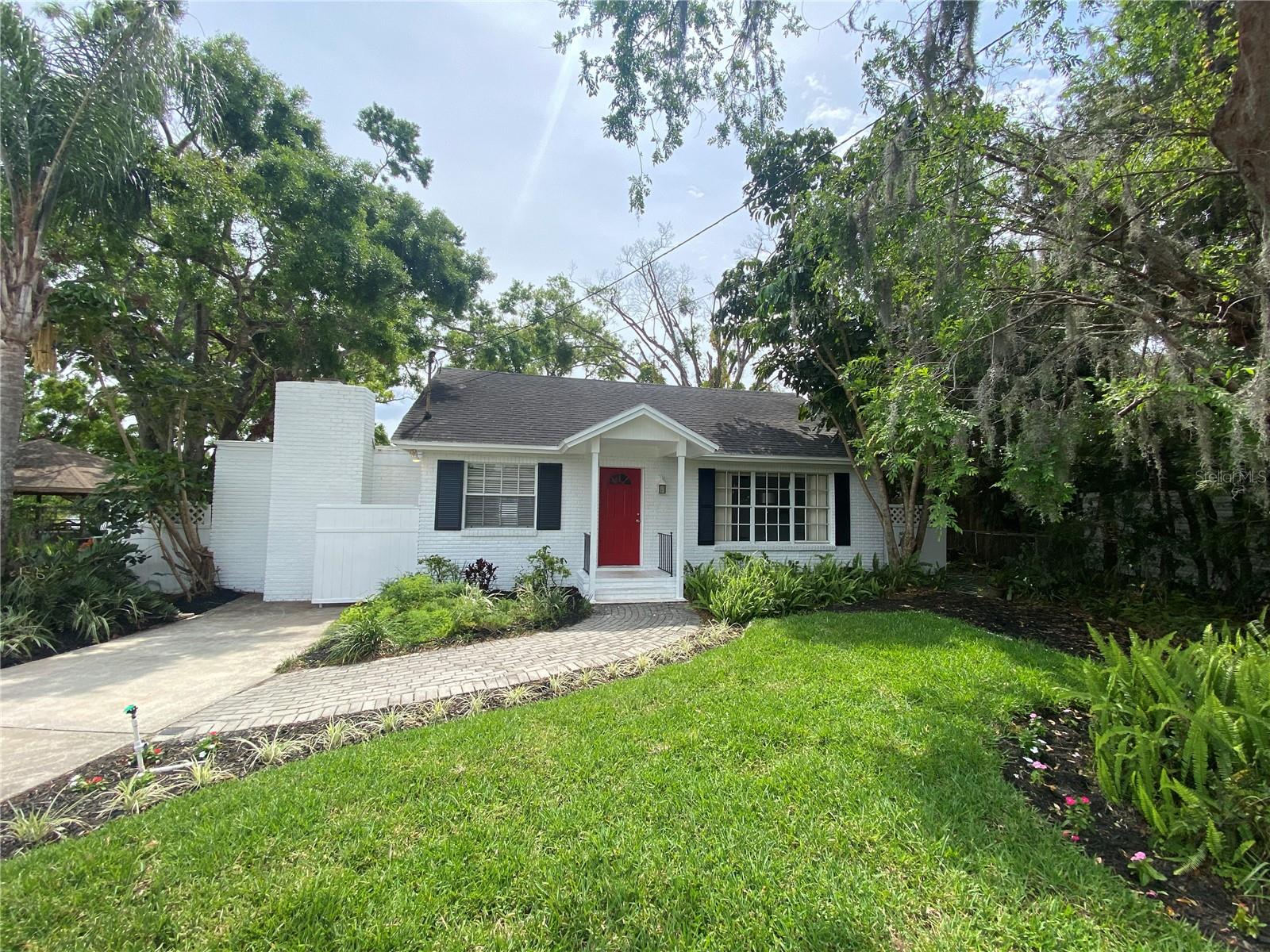 3204 W CLINTON ST, TAMPA, FL, 33614