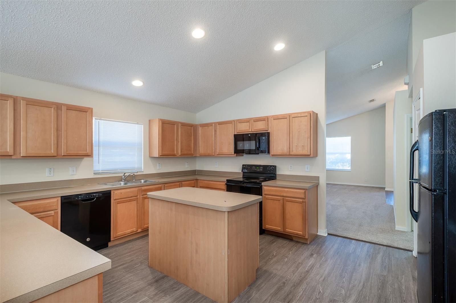 3199 QUAIL DR, DELTONA, FL, 32738